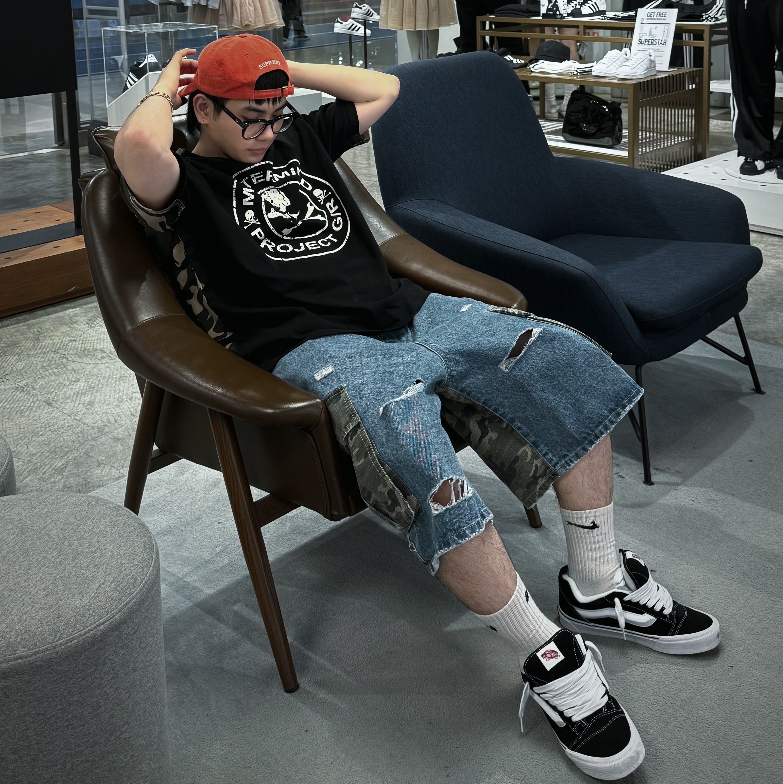 Project G/R x Mastermind Two Faced Outseam T-Shirt Black Camo, Supreme Kevlar Denim S Logo 6-Panel Red - 22SS 착용 스타일 - 1