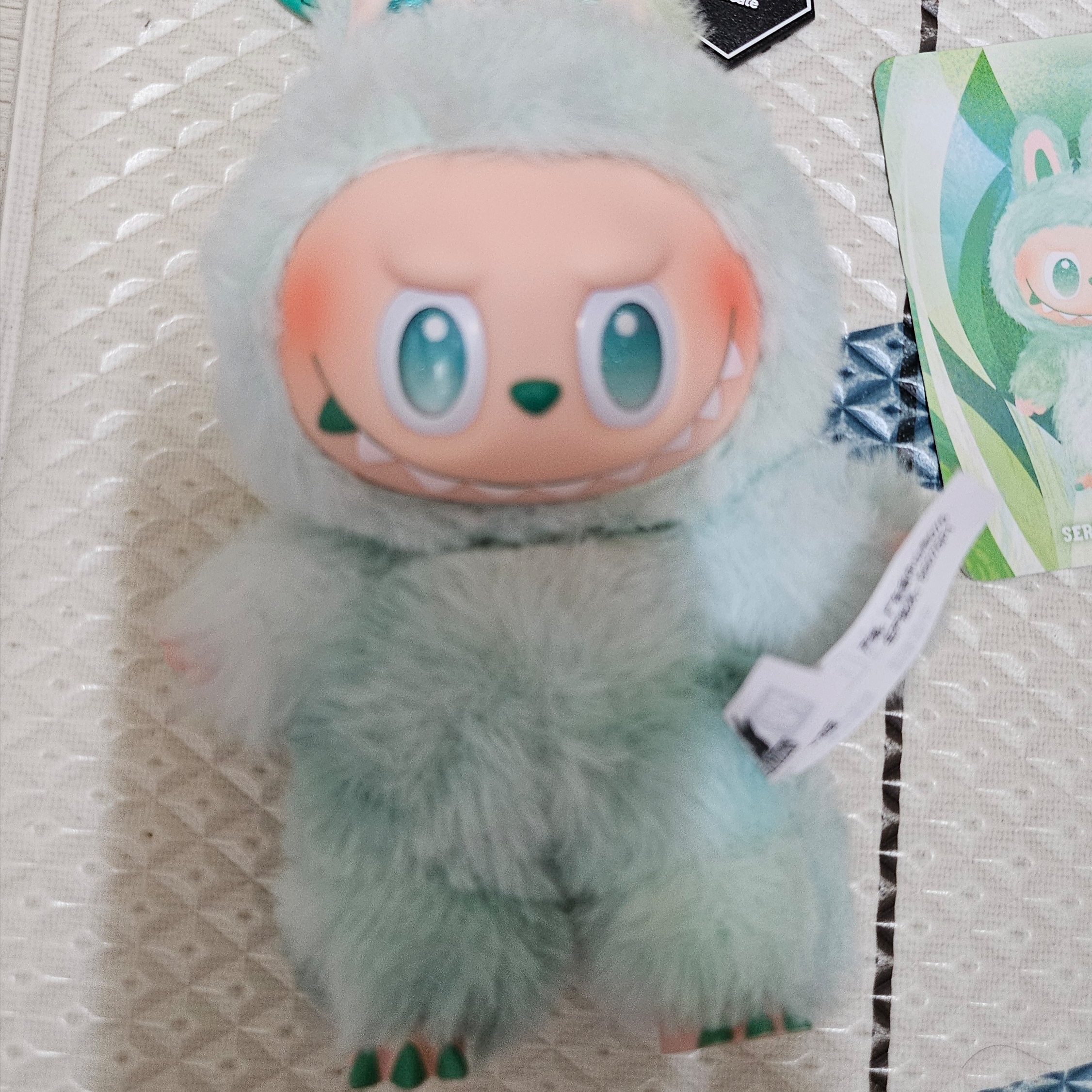 Pop Mart Labubu The Monsters Highlight Series Serenity Keyring (Opened Case) 착용 스타일