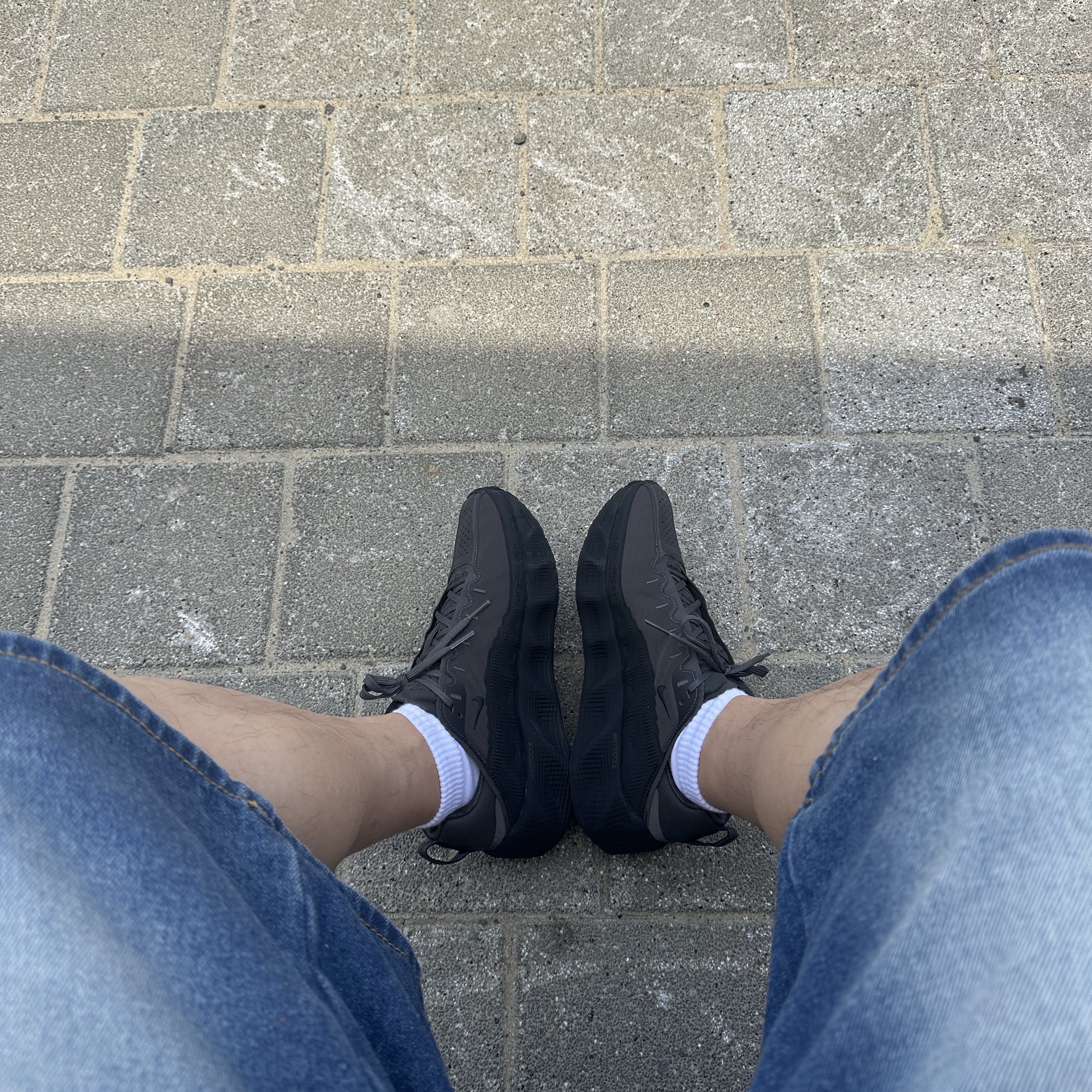 Nike x Hyein Seo Ava Rover Black 착용 스타일