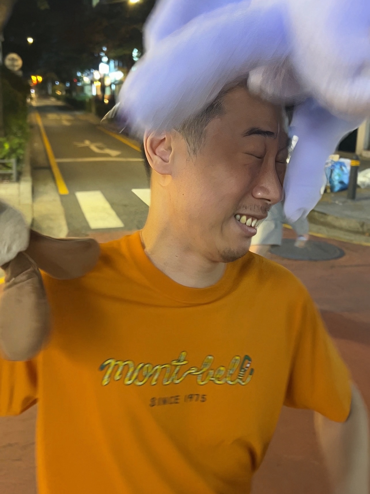Supreme x Toy Machine Mesh Back 5-Panel Leopard - 24SS, Supreme Shanghai Box Logo T-Shirt White - 24SS 착용 스타일 - 7