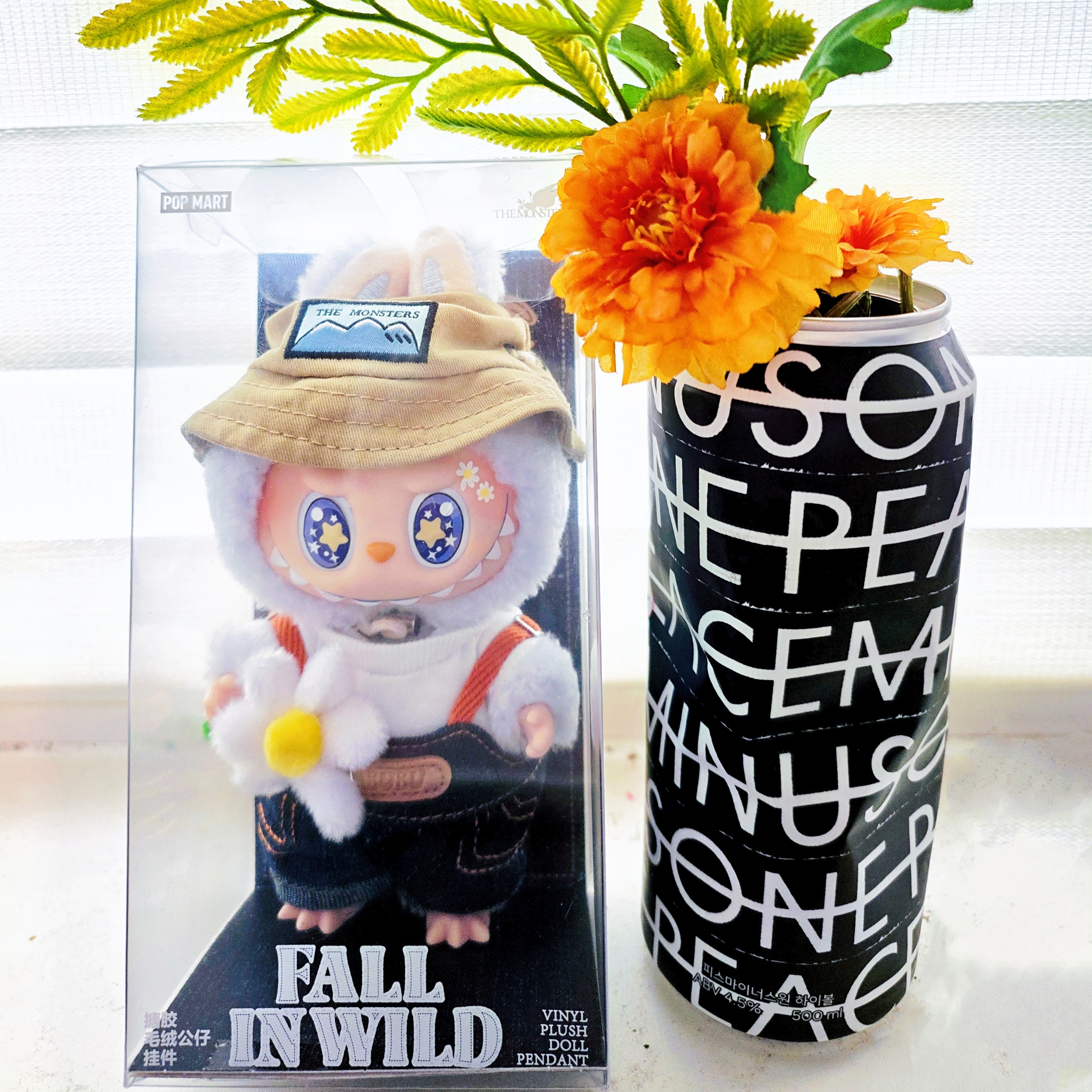 Pop Mart Fall In Wild Labubu Series Toy Keyring 착용 스타일