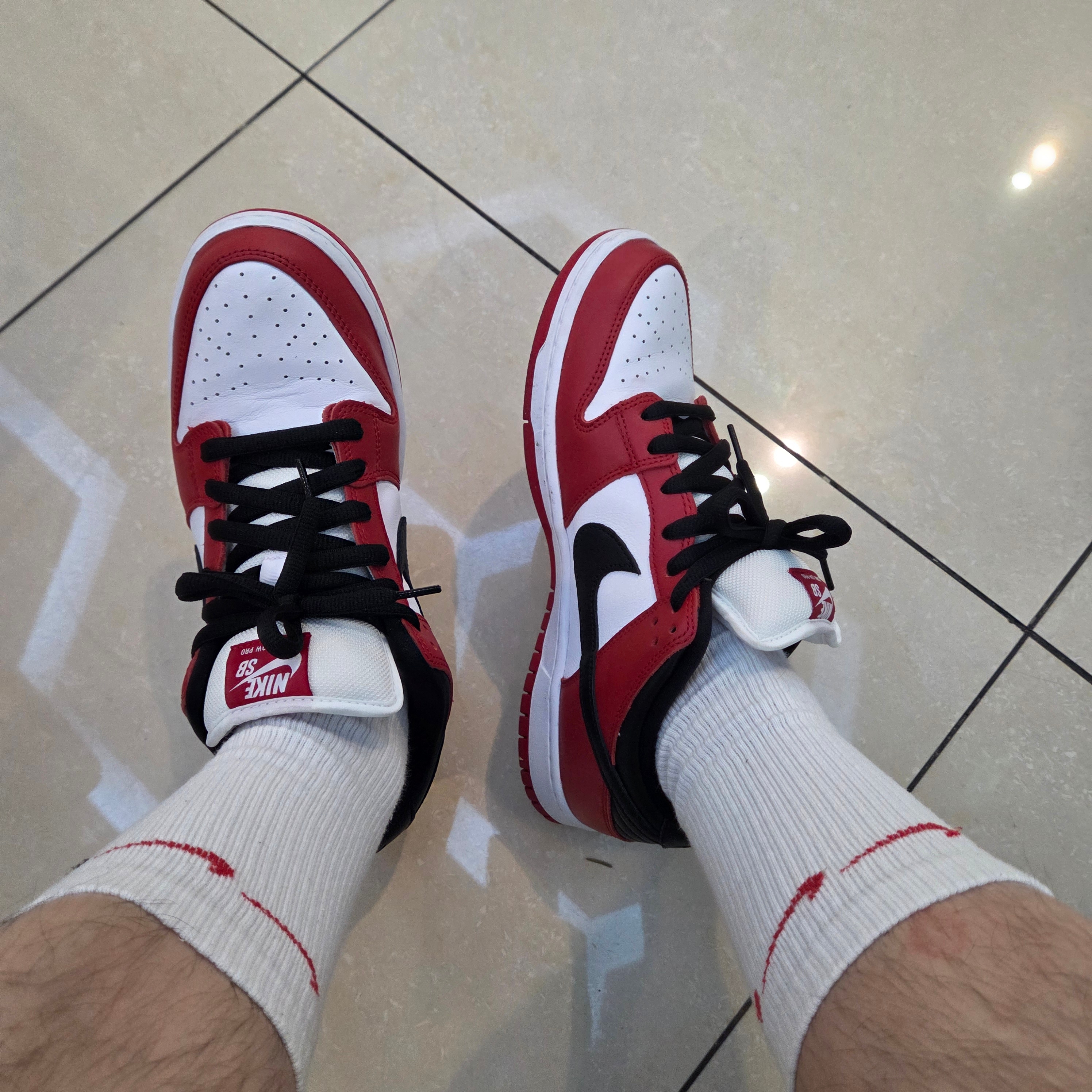 Nike SB Dunk Low Pro Chicago 착용 스타일