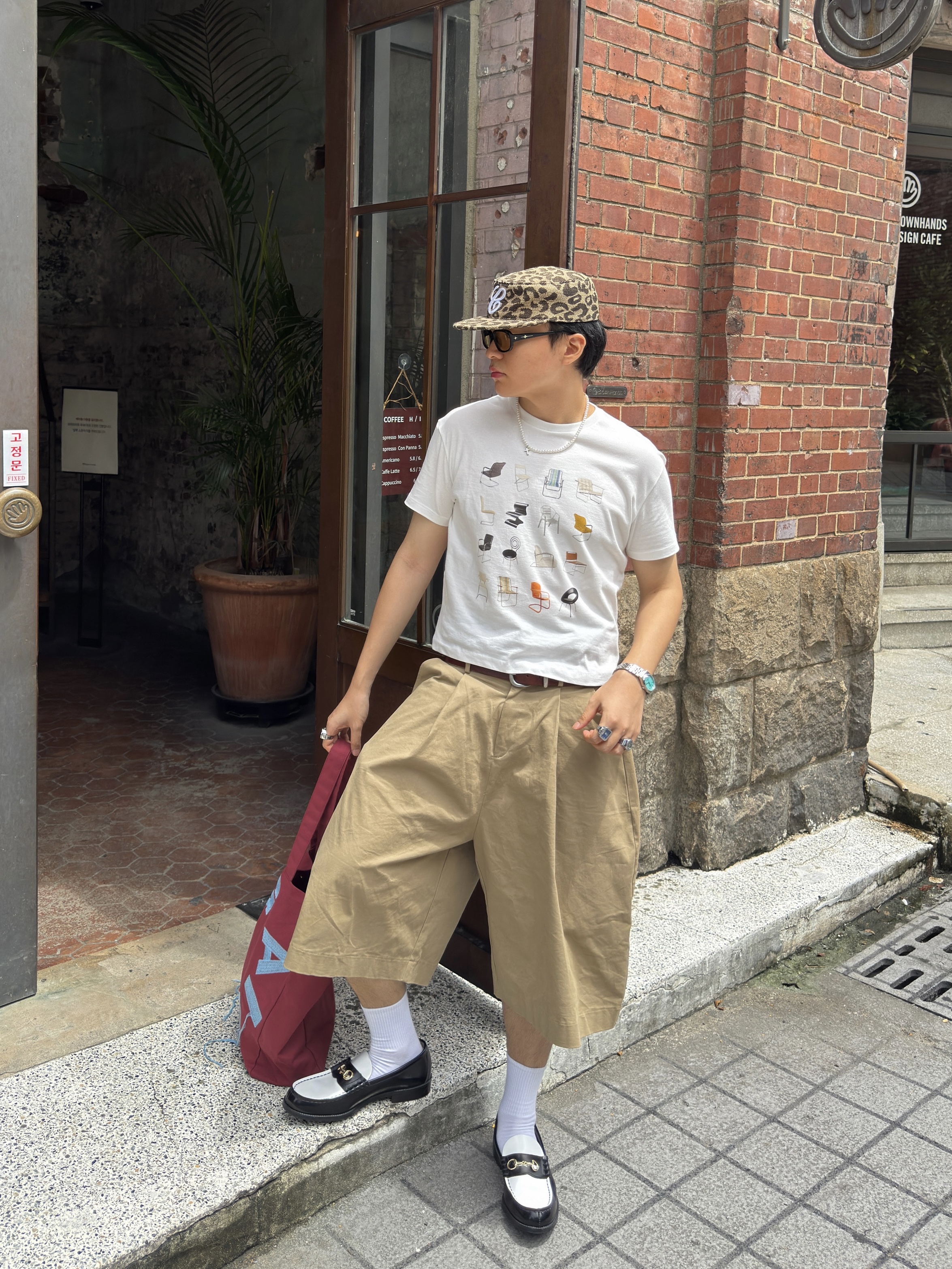 Haruta HS-906 Penny Loafer Black & White, Haruta Harutag Horsebit Gold 착용 스타일 - 3
