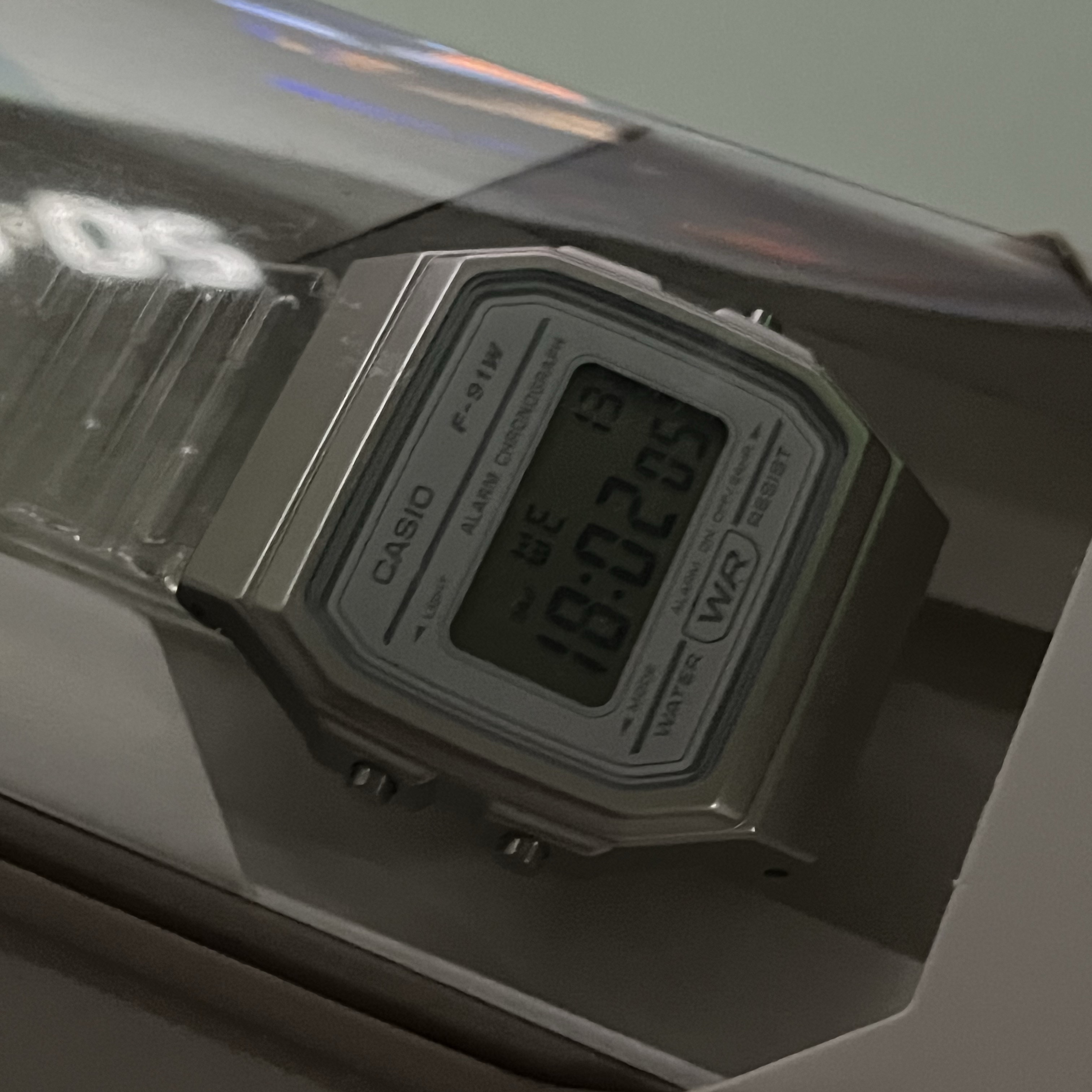Casio F-91WS-7DF 착용 스타일