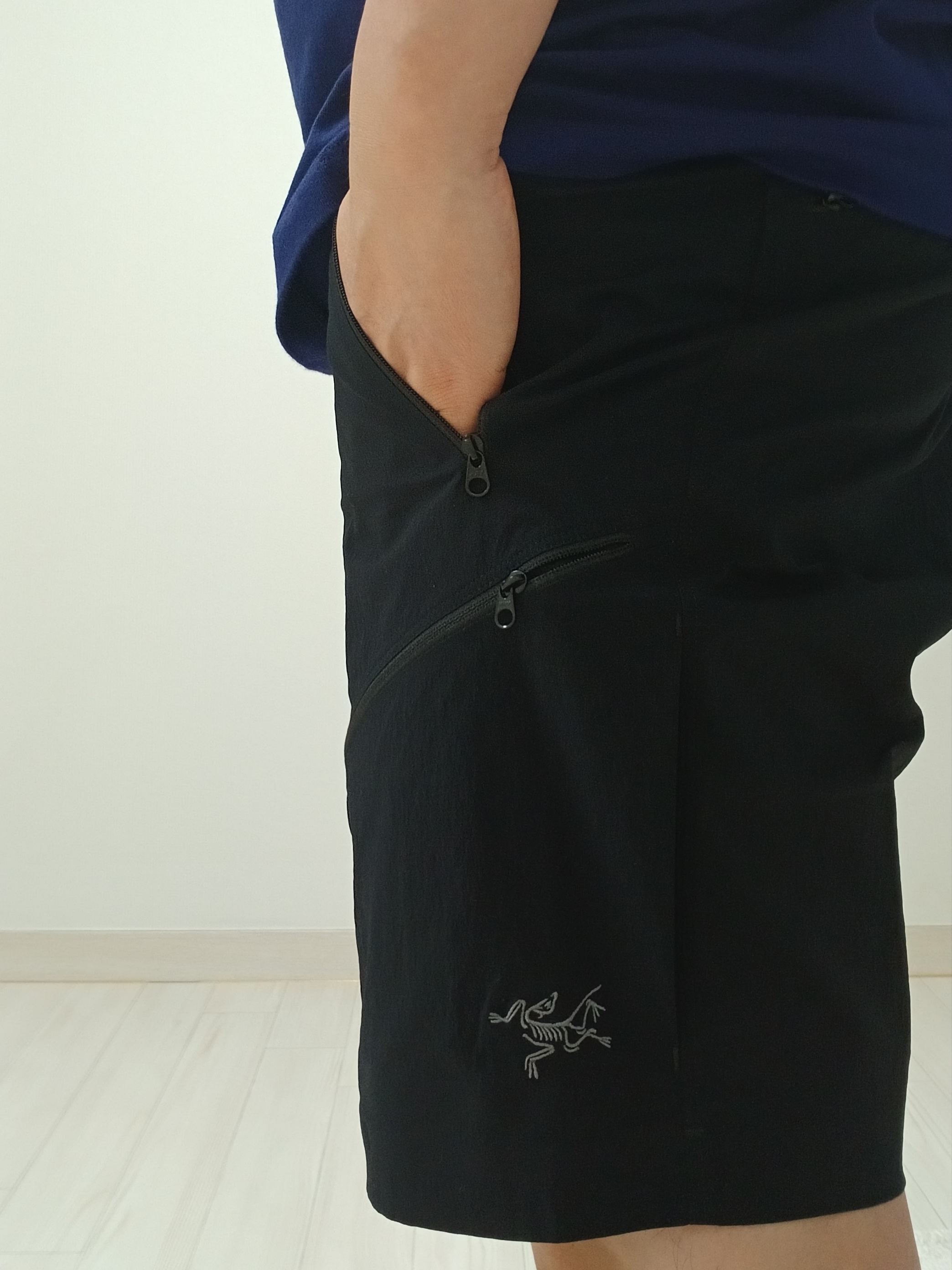 Arc'teryx Kragg Cotton Logo SS T-Shirt Soulsonic Dynasty, Arc'teryx Gamma Quick Dry Shorts 9 Inch Black 착용 스타일 - 3