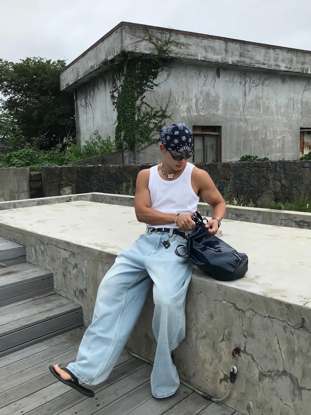 noun Wide Denim Pants Light Blue 착용 스타일 - 1