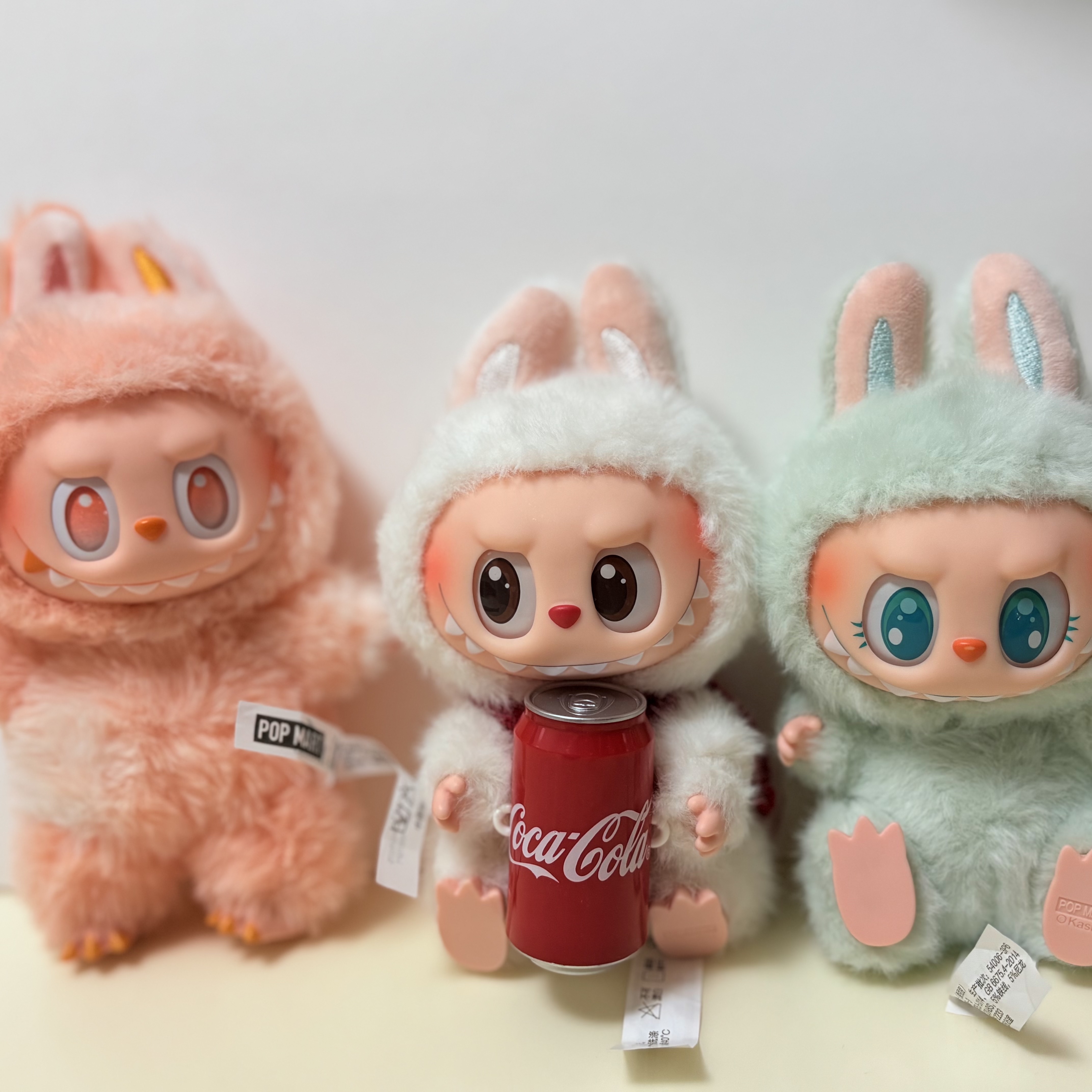 Pop Mart Labubu The Monsters Highlight Series Sealed Case (1 Blind Box) 착용 스타일
