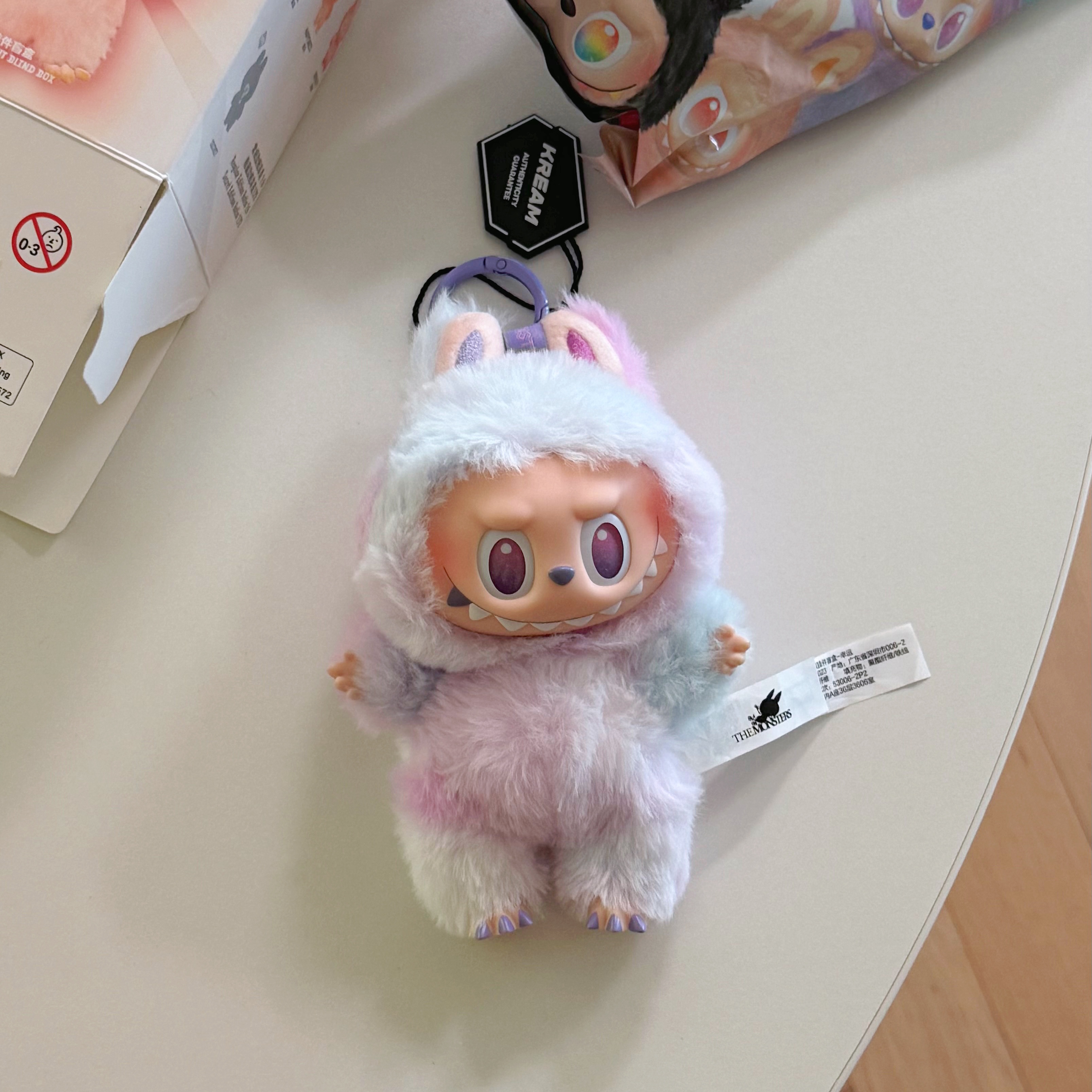 Pop Mart Labubu The Monsters Highlight Series Luck Keyring (Opened Case) 착용 스타일