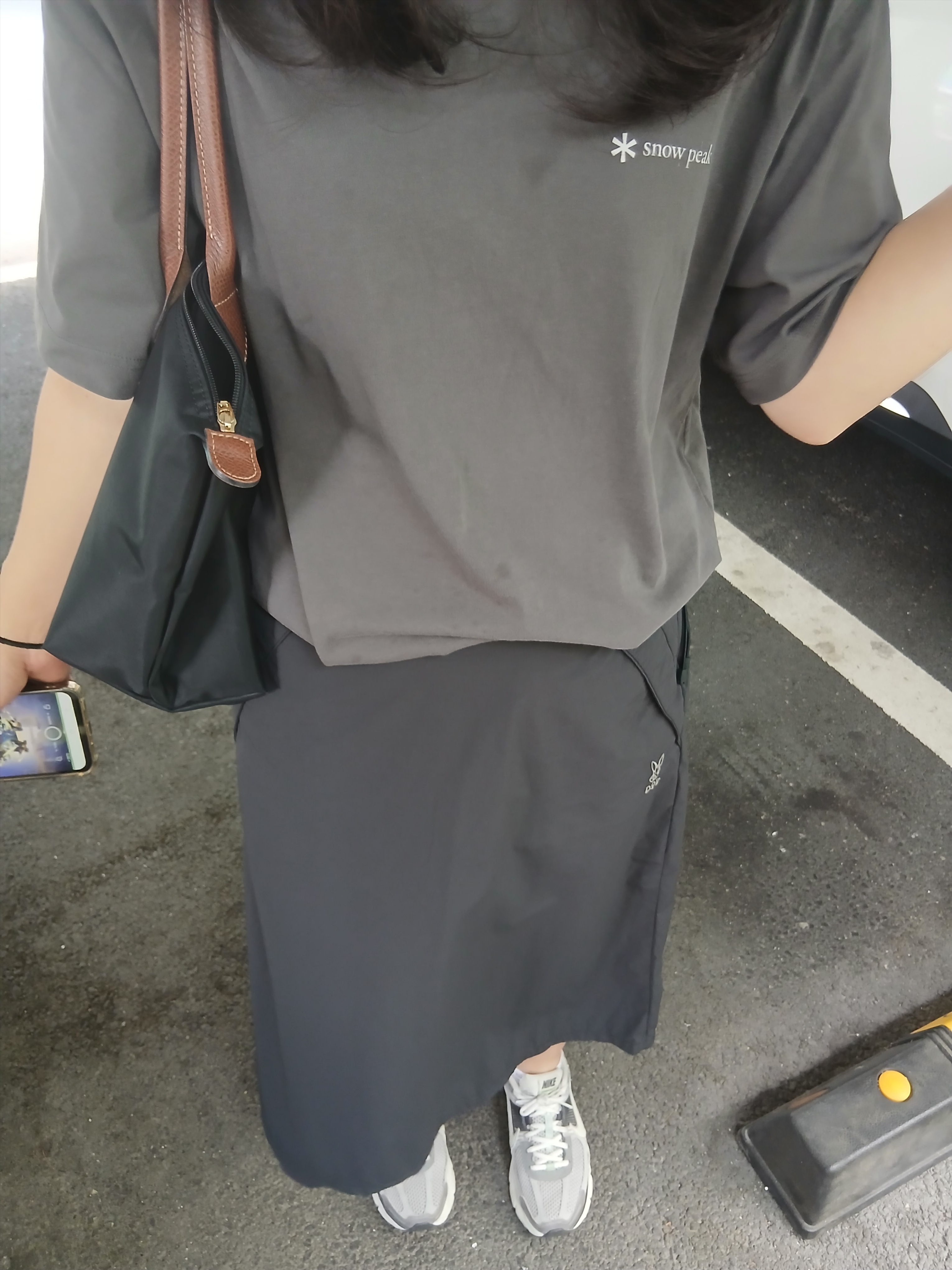 Hoka Ora Athletic Slide Black White, Arc'teryx Kragg Cotton Logo SS T-Shirt 24K Black 착용 스타일 - 6