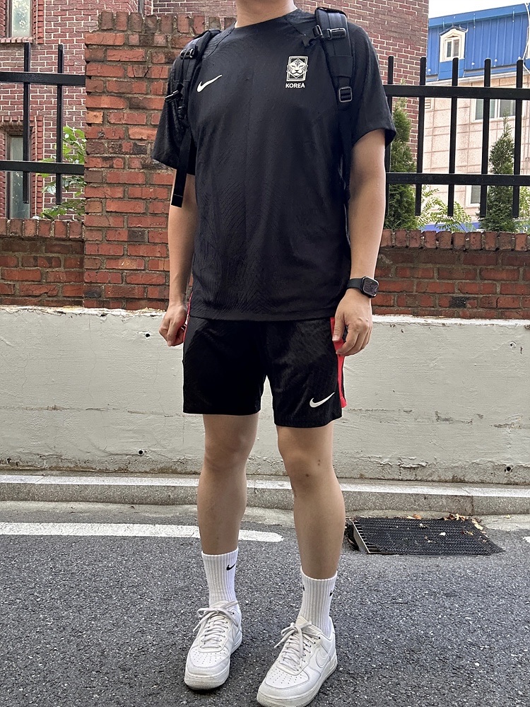 Nike Korea Strike Elite Soccer Short Sleeve Top Black Global Red 착용 스타일 - 1