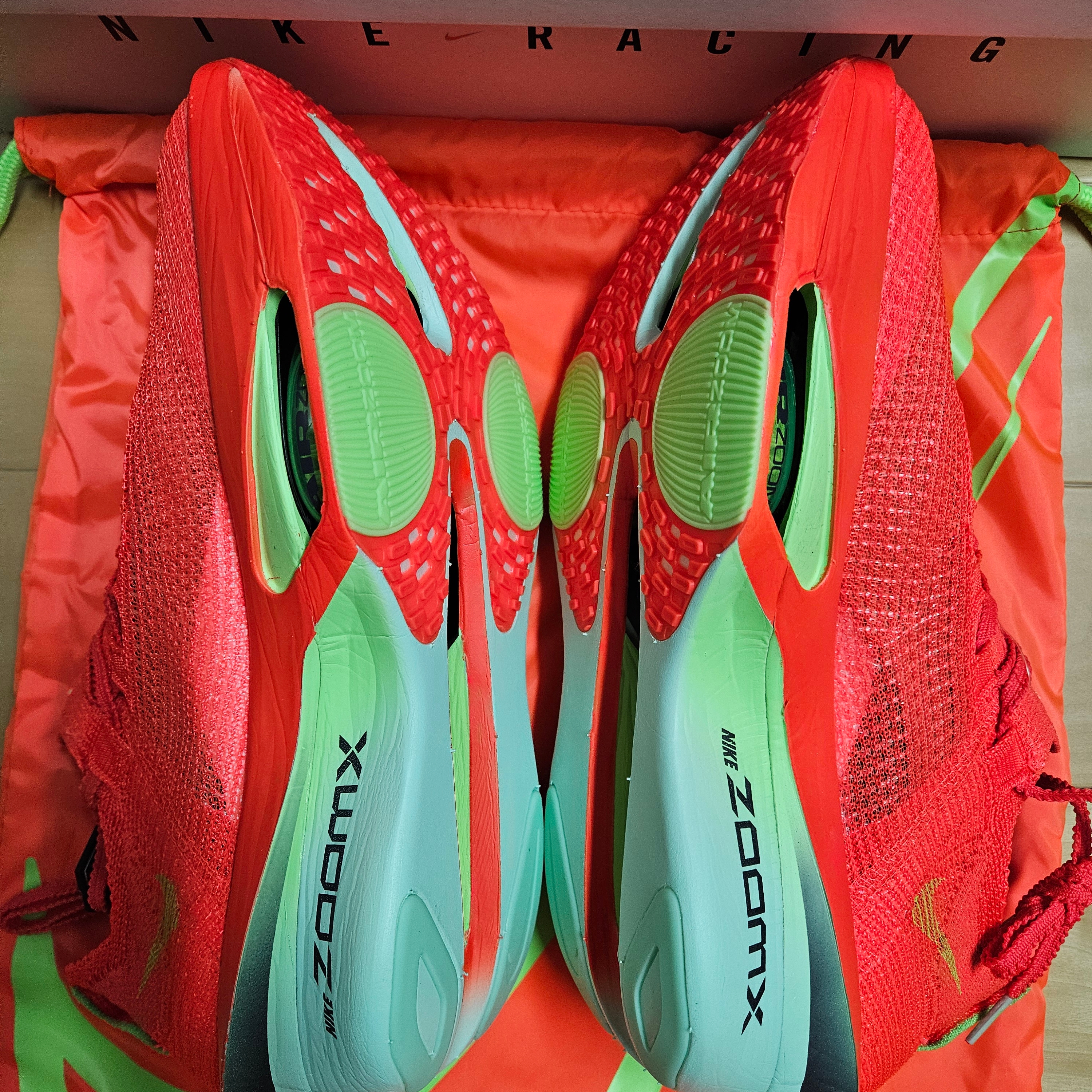 Nike Air Zoom Alphafly Next% 3 Bright Crimson Lime Blast 착용 스타일 - 8