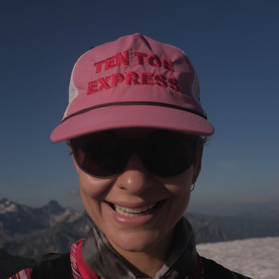 Alex Zono Ten Toe Express Trucker Hat Pink 착용 스타일 - 1