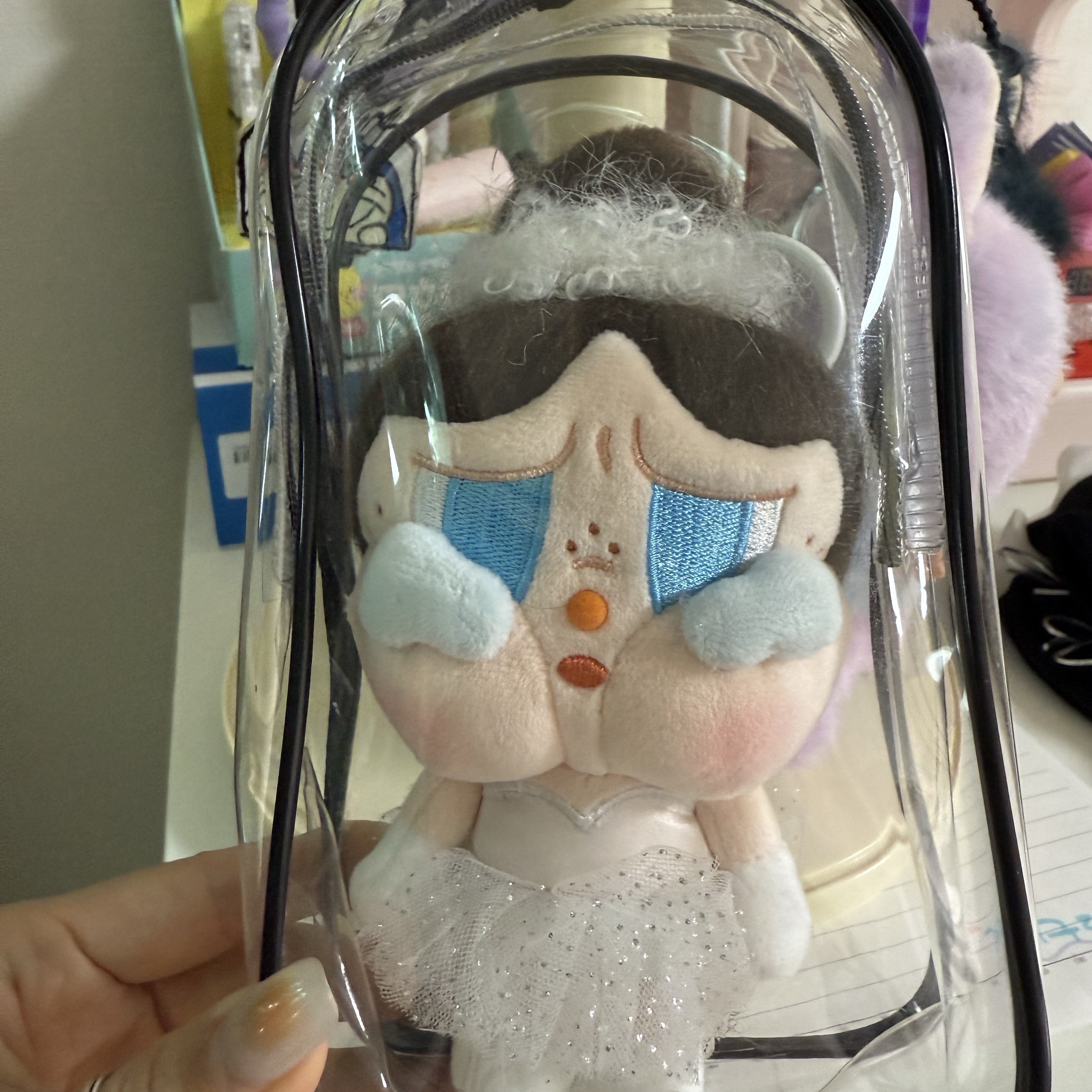 Pop Mart Crybaby Shiny Shiny Series Plush Pedant Blister Pack 착용 스타일