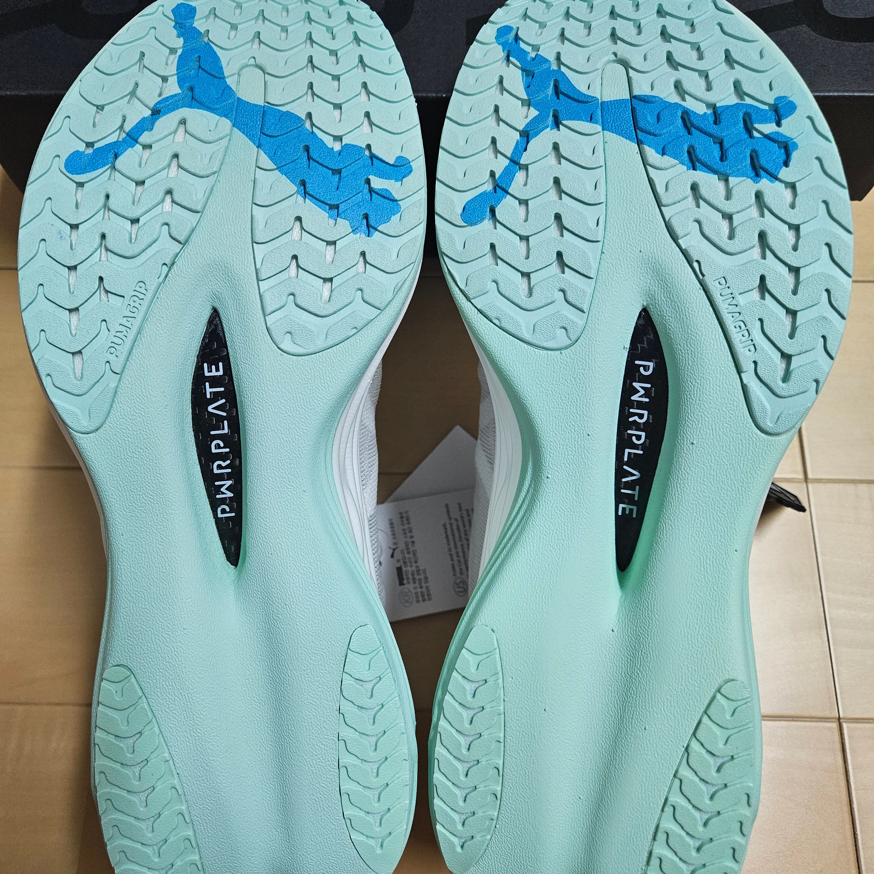 Puma Deviate Nitro Elite 3 White Speed Blue 착용 스타일 - 7