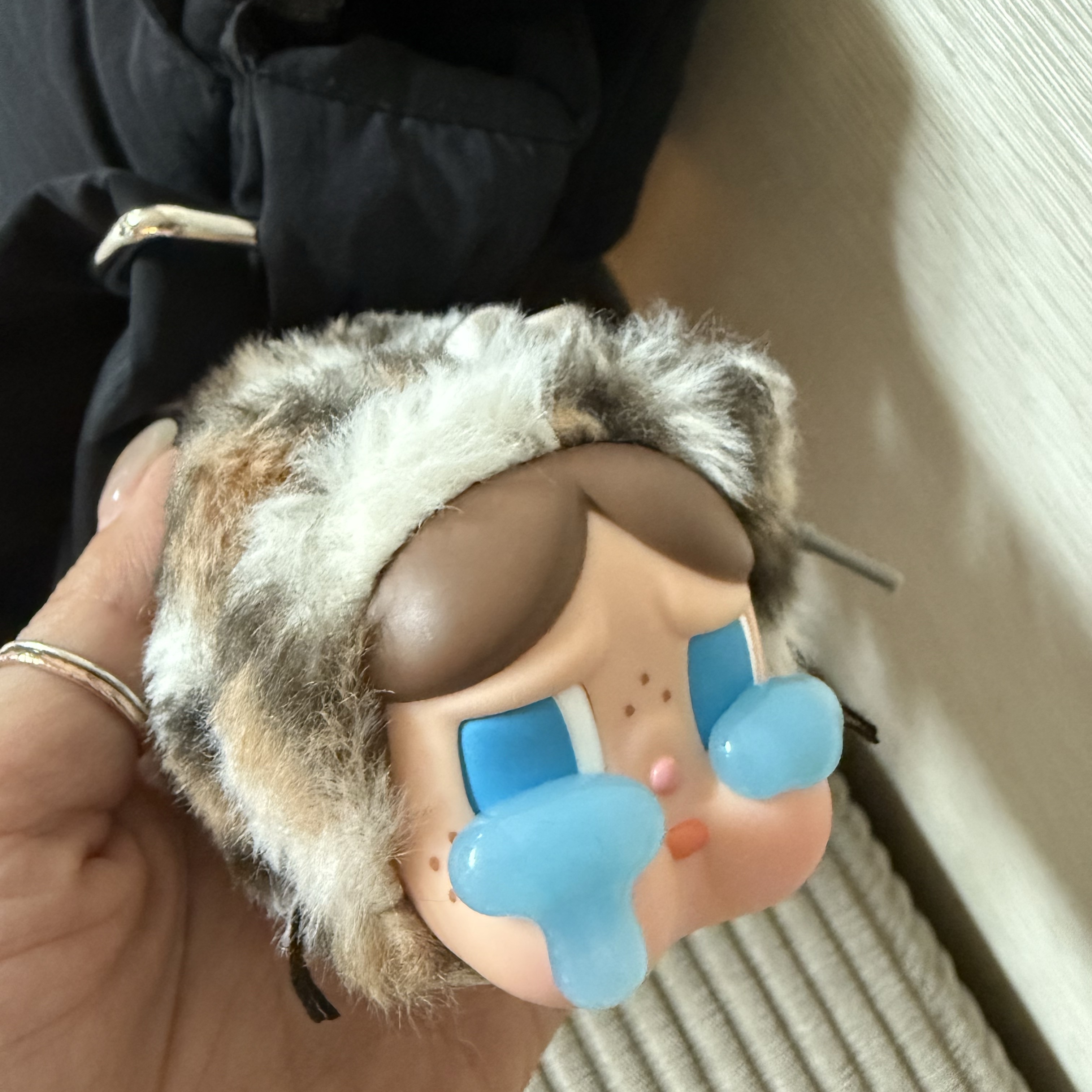 Pop Mart Crybaby Wild But Cutie Series Vinyl Plush Pendant Vintage Cutie (Opened Case) 착용 스타일