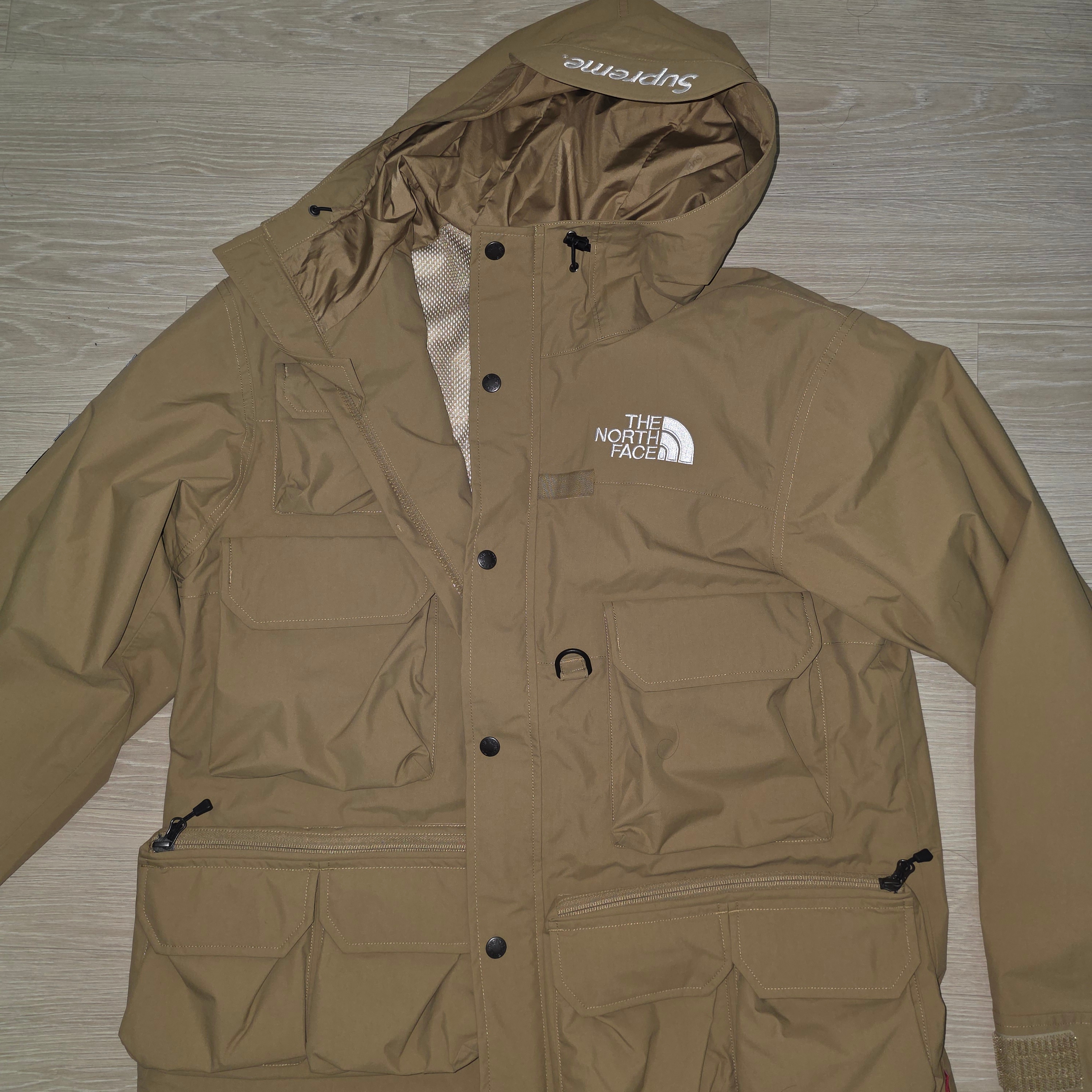 Supreme x The North Face Cargo Jacket Gold - 20SS 착용 스타일 - 1