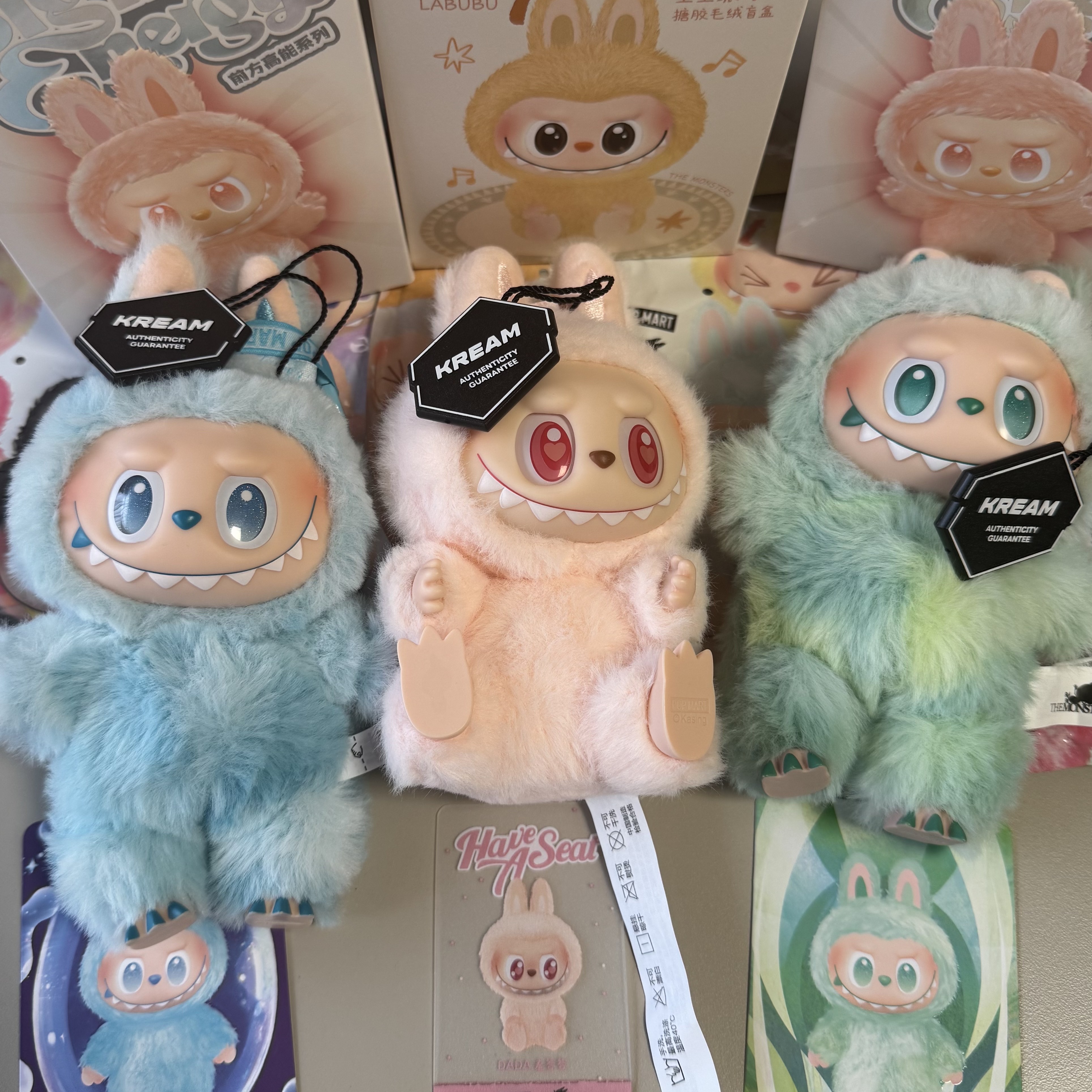 Pop Mart Labubu Let's Play Together Doll Series Dada Keyring (Opened Case), Pop Mart Labubu The Monsters Highlight Series Serenity Keyring (Opened Case) 착용 스타일