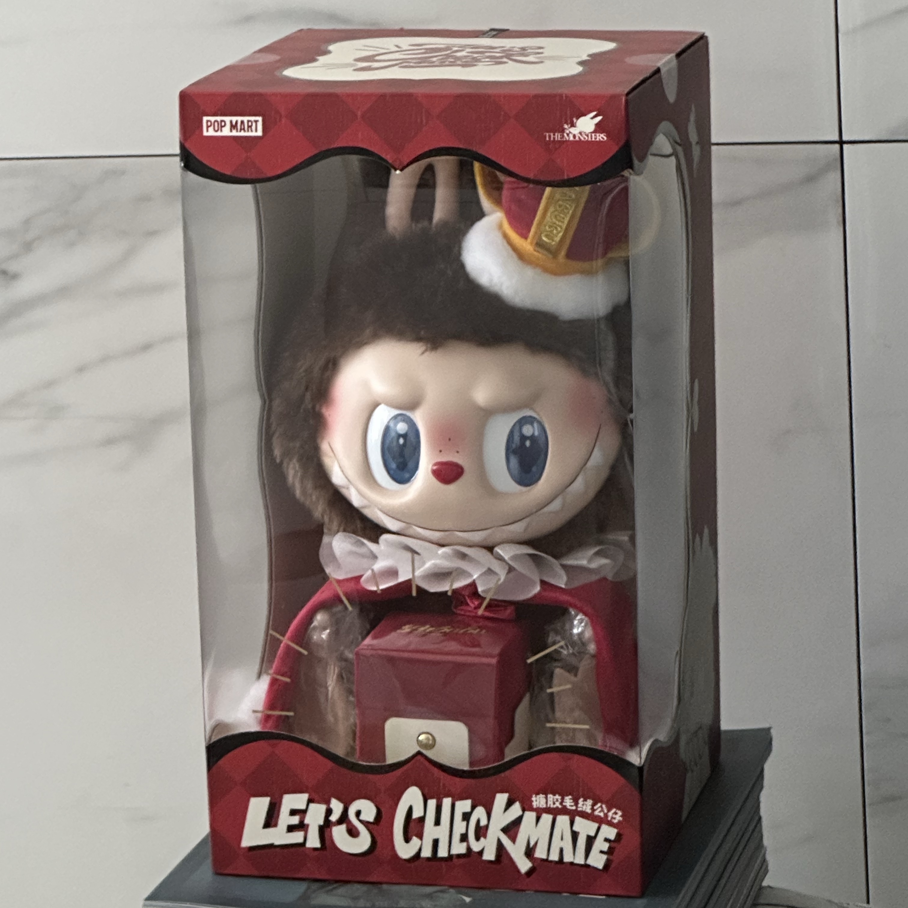 Pop Mart The Monsters Checkmate Series Doll 착용 스타일