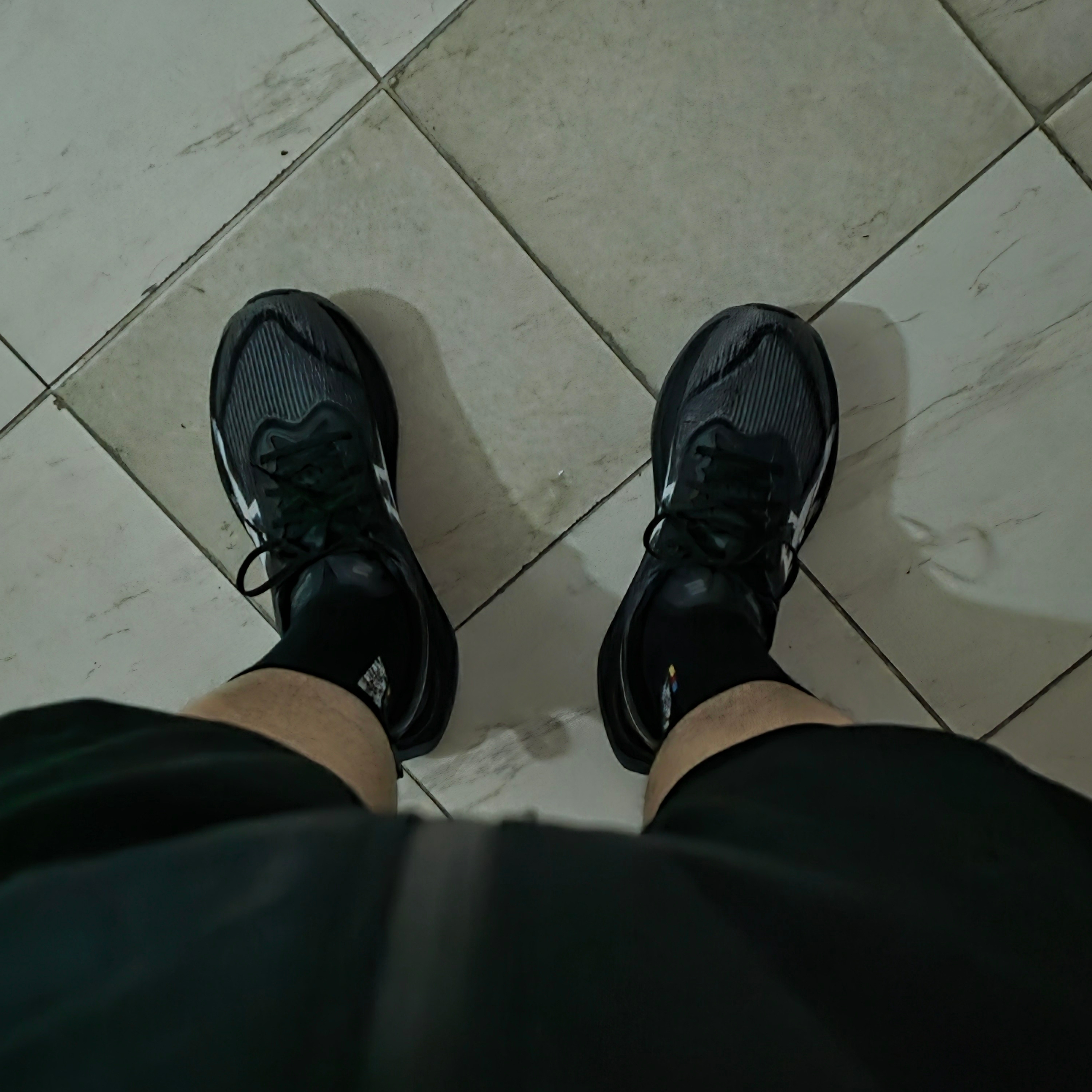 Asics Superblast 2 Black White 착용 스타일
