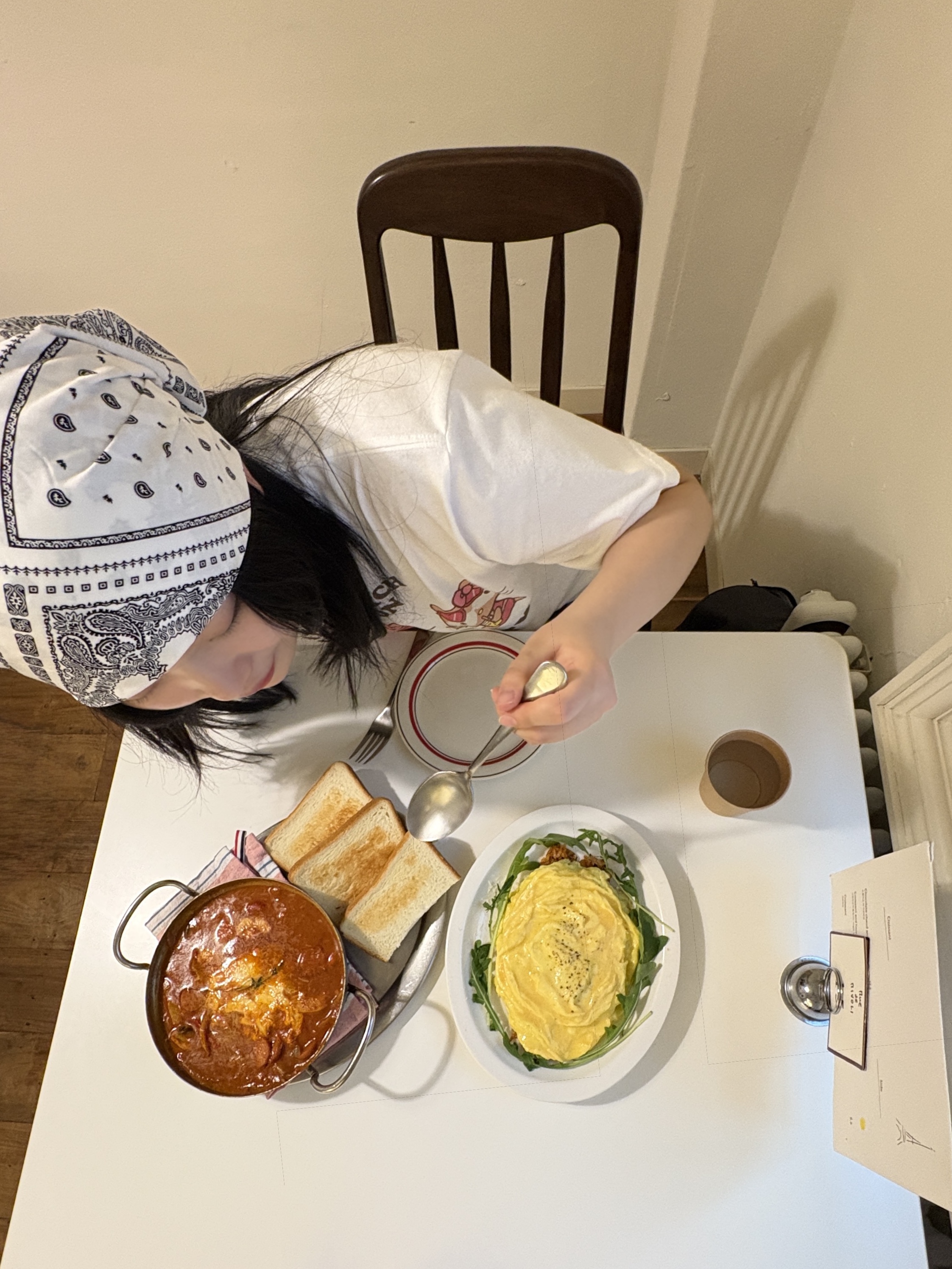 instagram @ueeybn님의 스타일