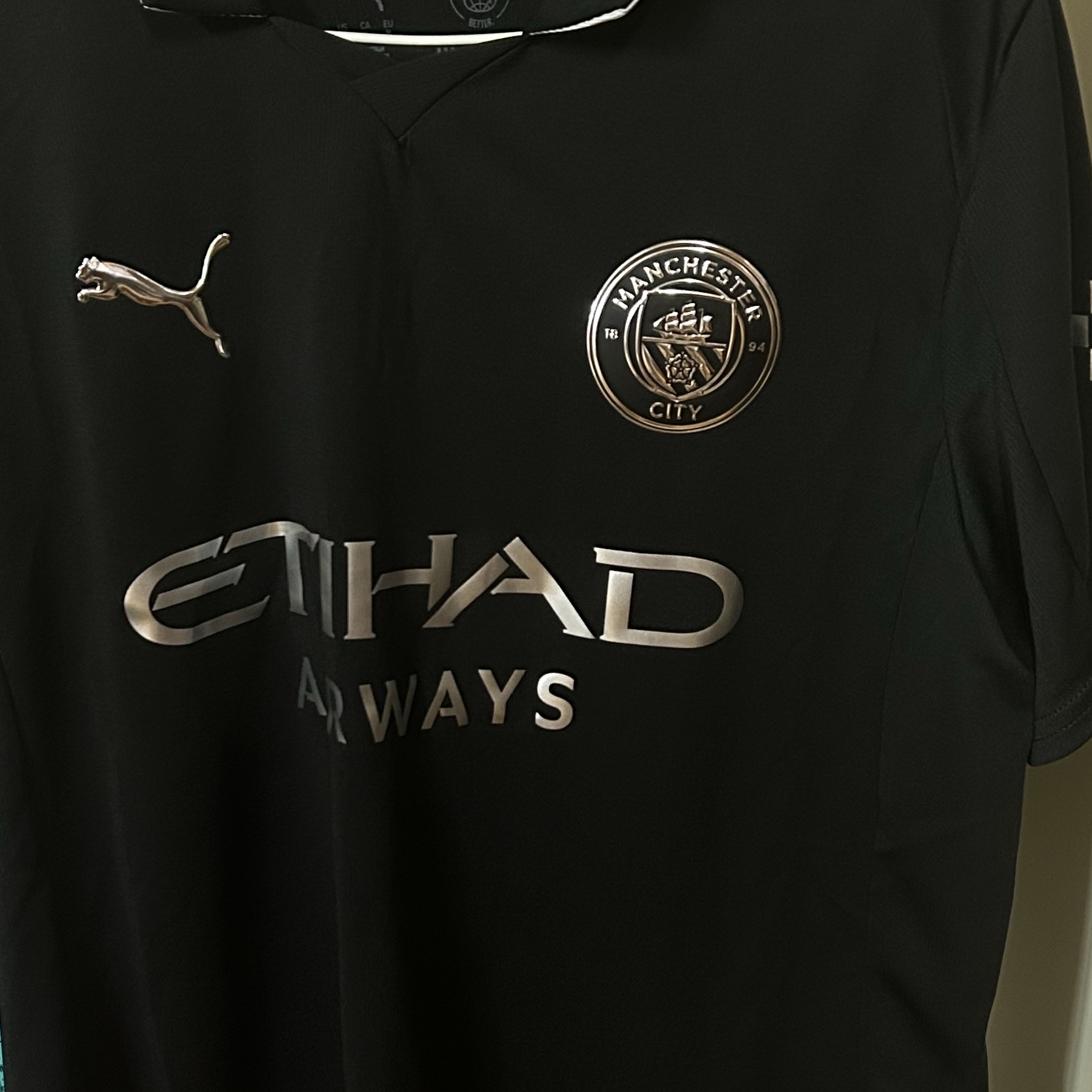 Puma Manchester City 2025/26 Away Replica Jersey Black (Non Marking Ver.) 착용 스타일