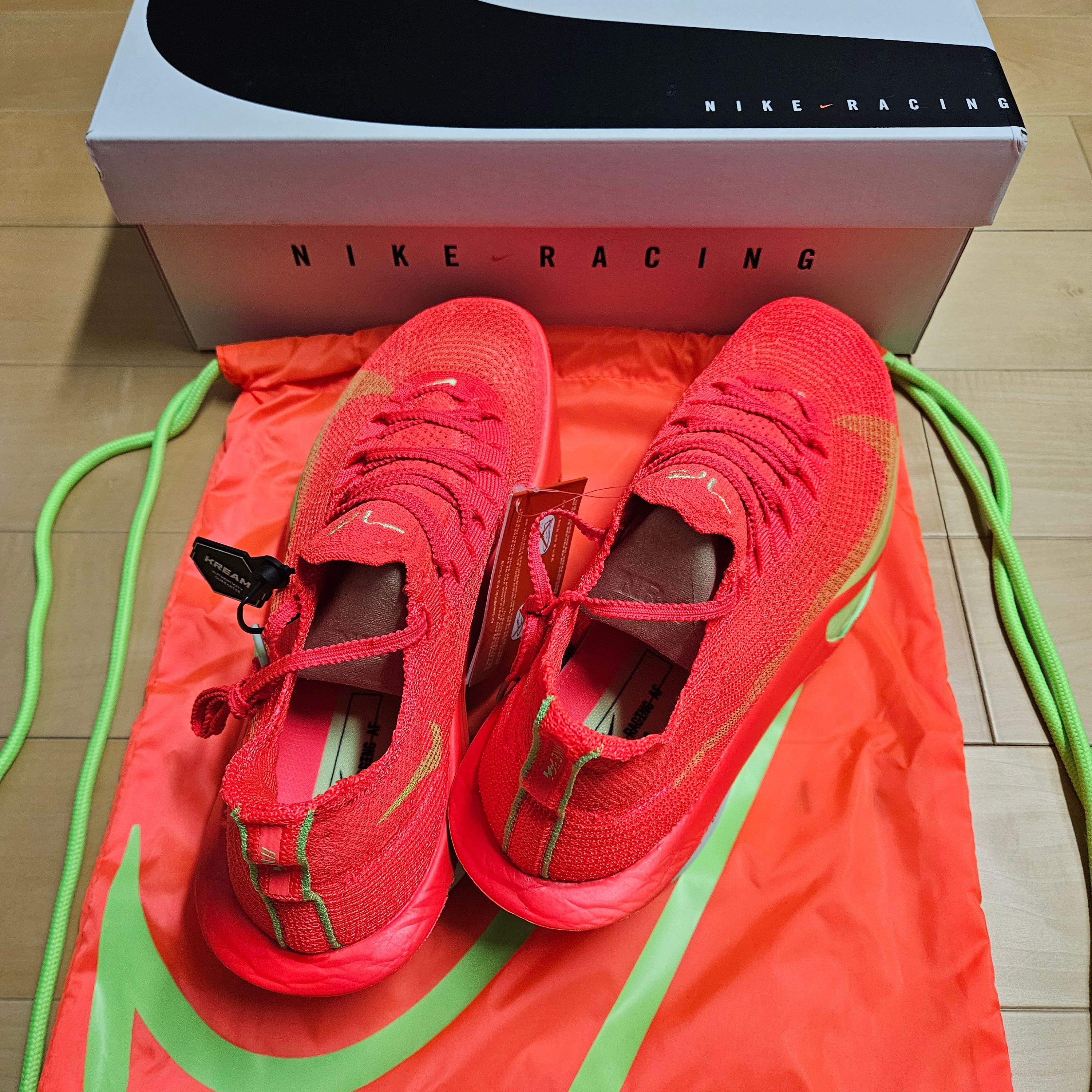 Nike Air Zoom Alphafly Next% 3 Bright Crimson Lime Blast 착용 스타일 - 4