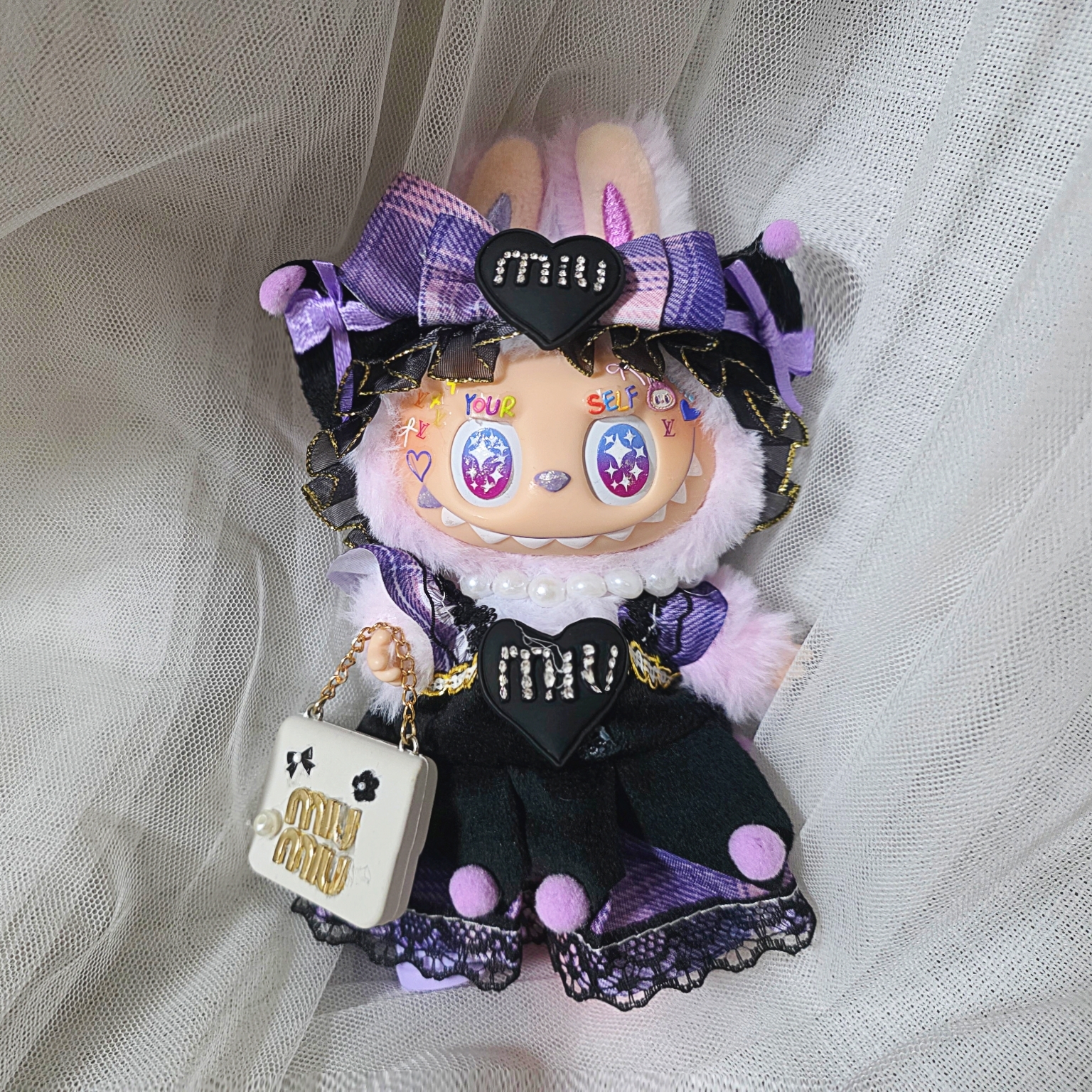 Pop Mart Labubu The Monsters Highlight Series Luck Keyring (Opened Case) 착용 스타일
