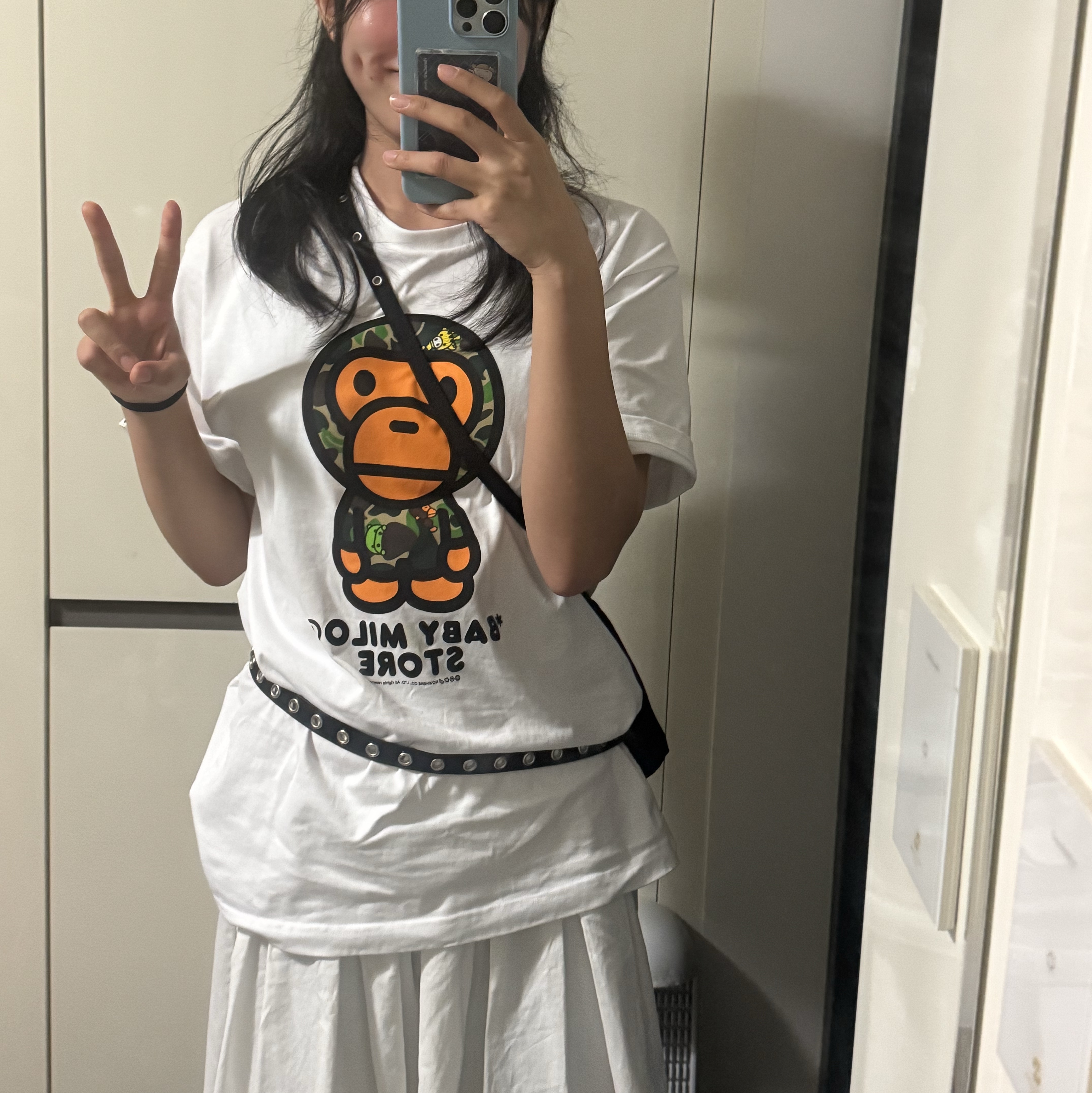 (W) BAPE Milo Regular Fit T-Shirt White 착용 스타일