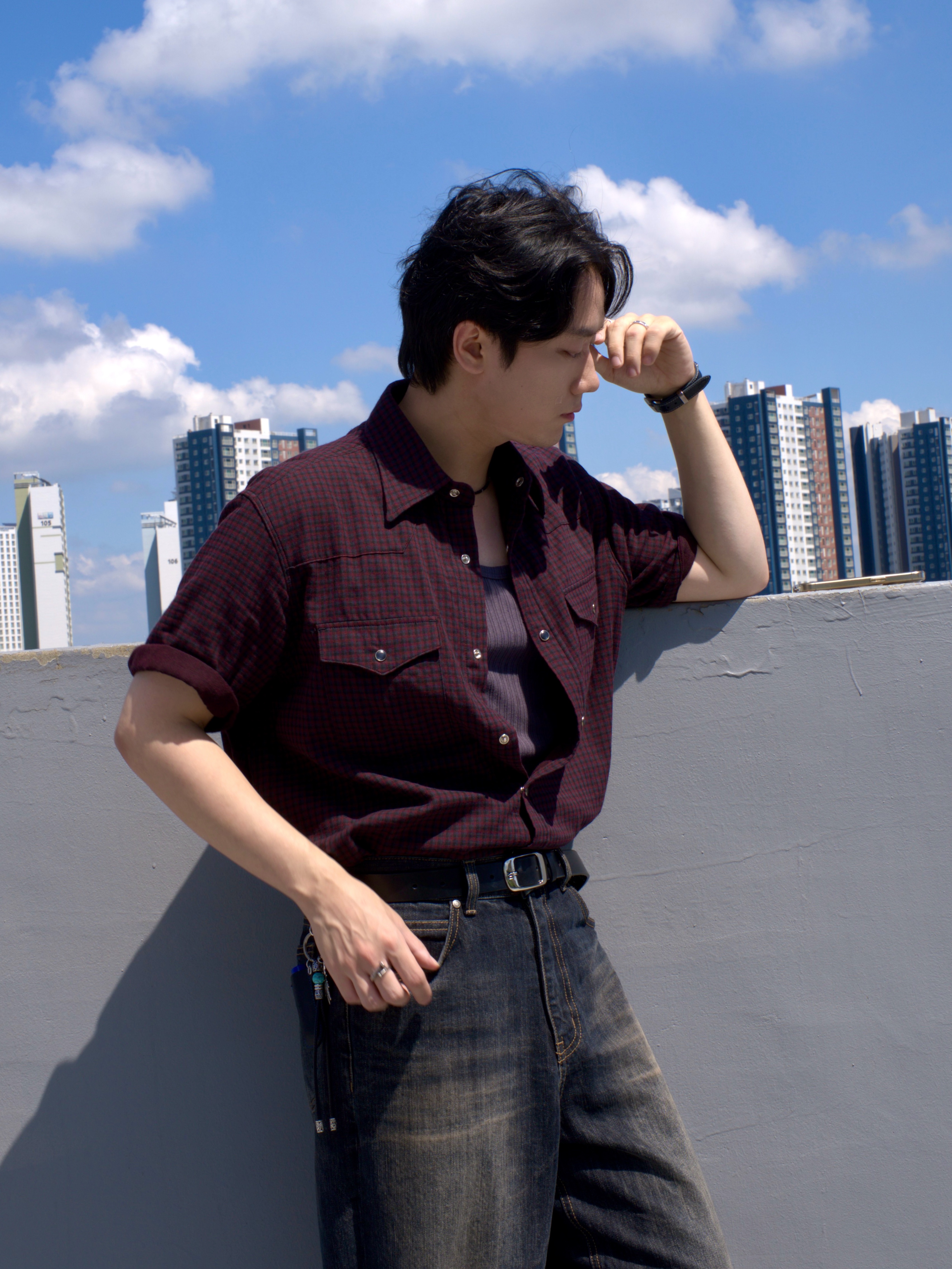 Tonywack Raw Cut Western Check Shirt Burgundy Navy 착용 스타일 - 1