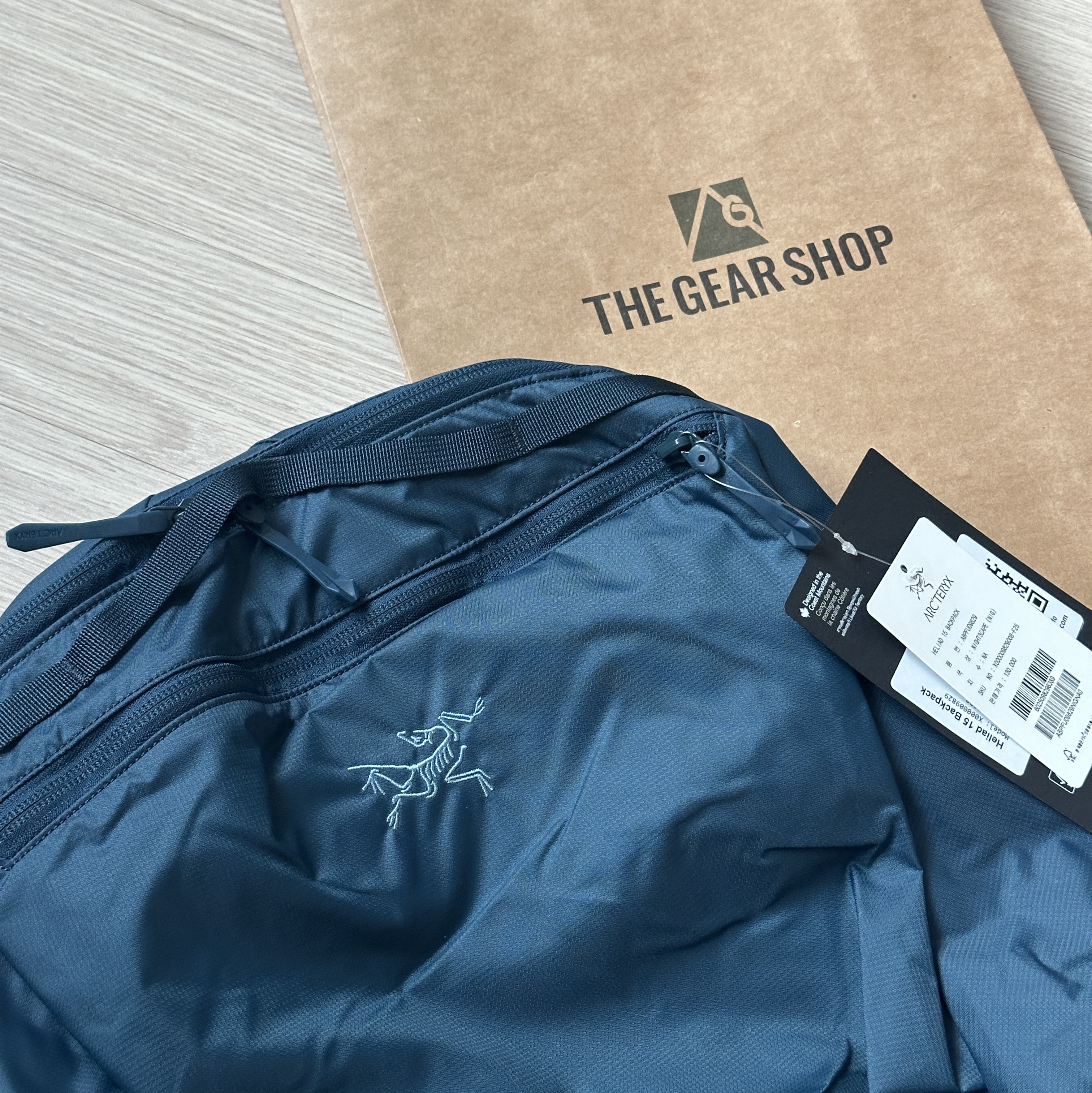 Arc'teryx Heliad 15 Backpack Nightscape 착용 스타일 - 2