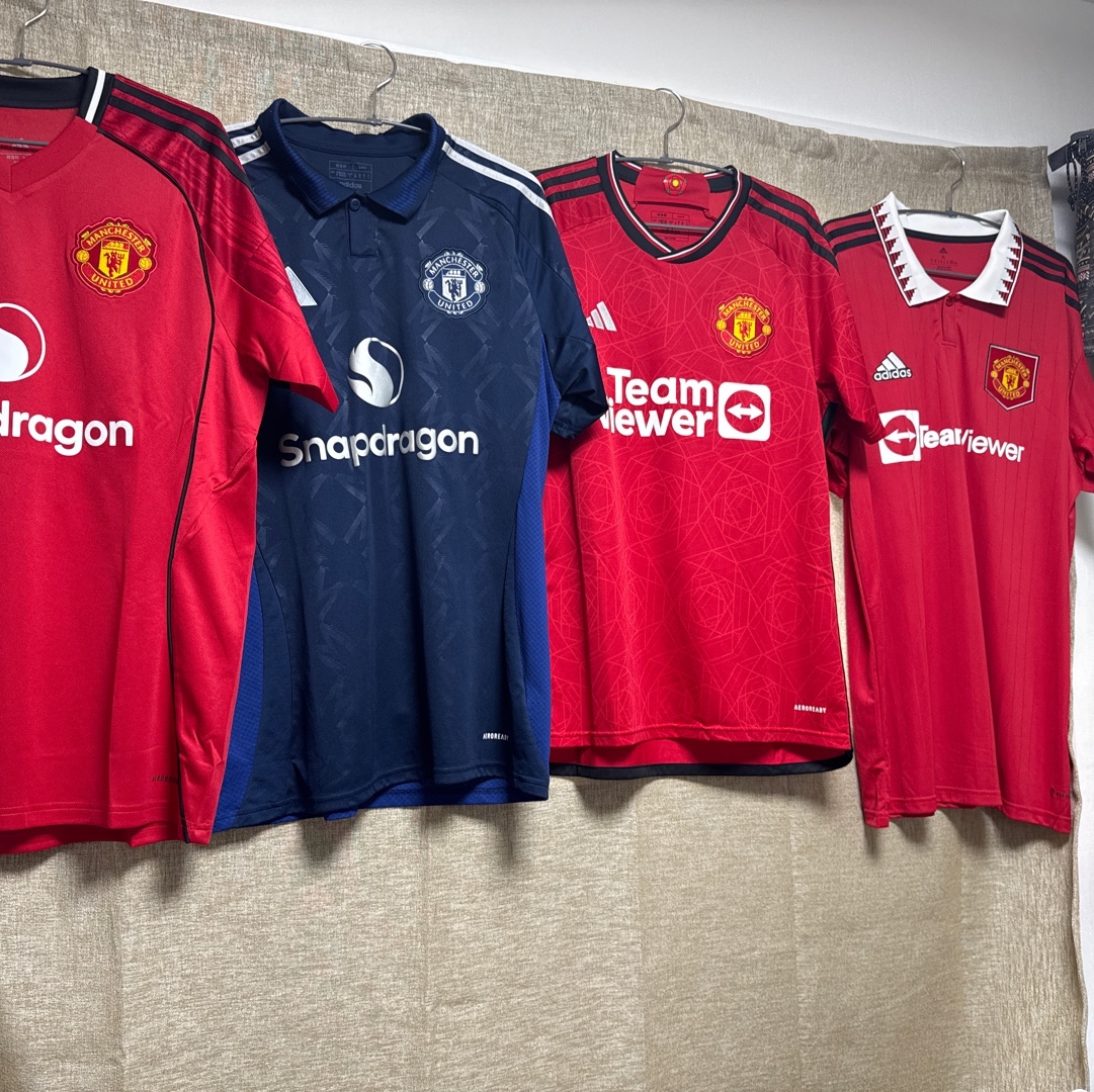 Adidas Manchester United 2022/23 Home Jersey Real Red - US Sizing (Non Marking Ver.) 착용 스타일