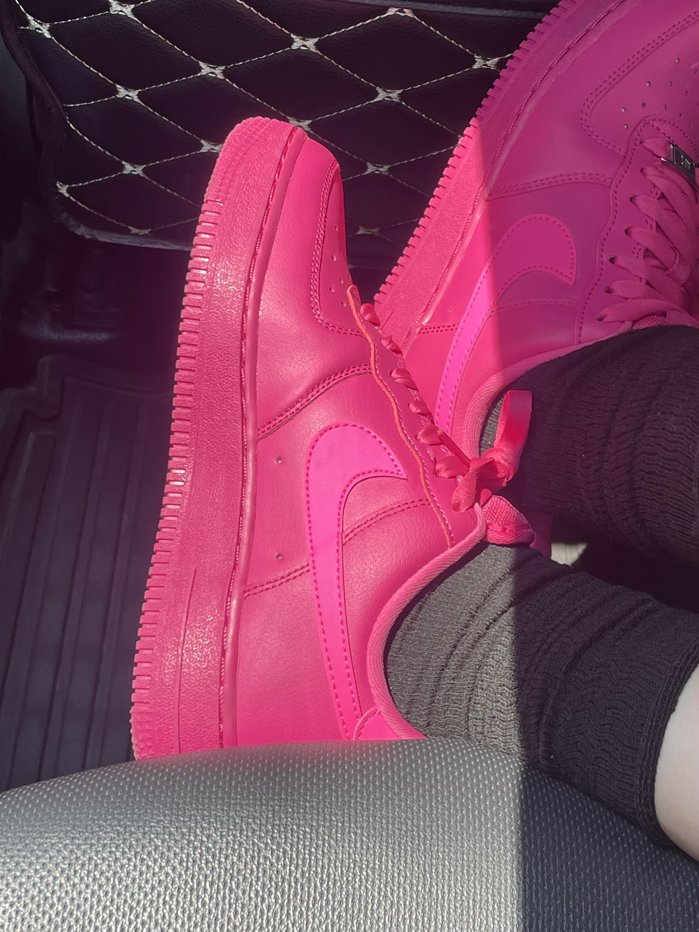 (W) Nike Air Force 1 '07 Fireberry Fierce Pink, (Kids) Deus Ex Machina College Seoul T-Shirt Black 착용 스타일 - 2