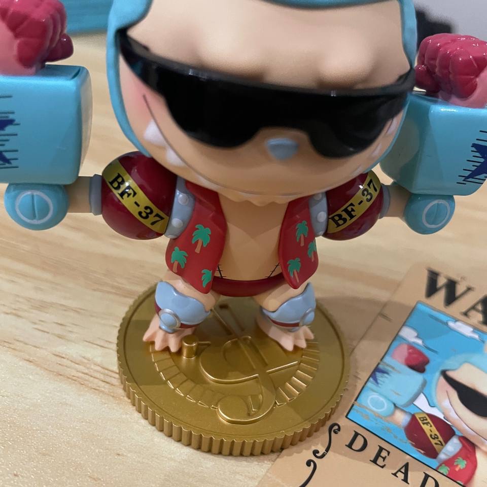 Pop Mart Labubu The Monsters x One Piece Series Figures Sealed Case (1 Blind Box) 착용 스타일