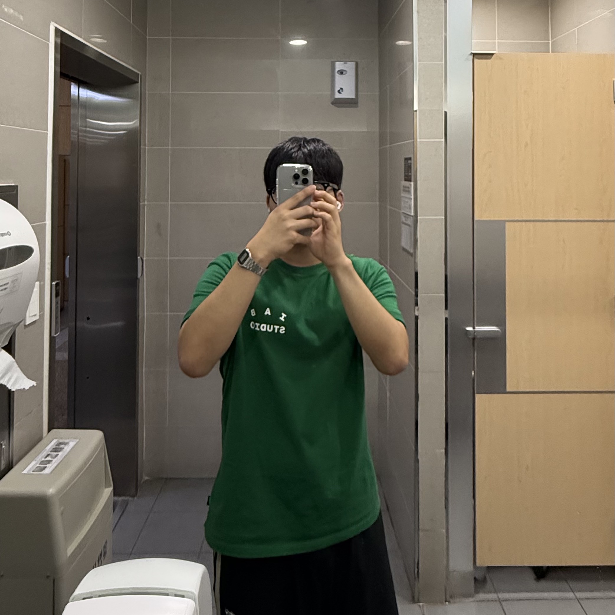 Casio A-158WA-1, IAB Studio T-Shirt Green - 22FW 착용 스타일