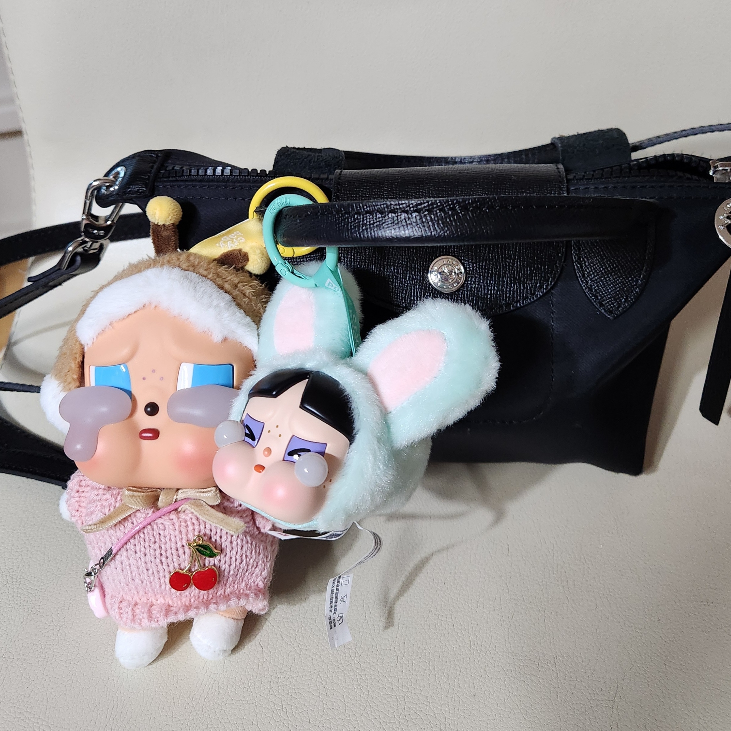 Pop Mart Crybaby x Powerpuff Girls Series Keyring Bunny Buttercup (Opened Case) 착용 스타일 - 1