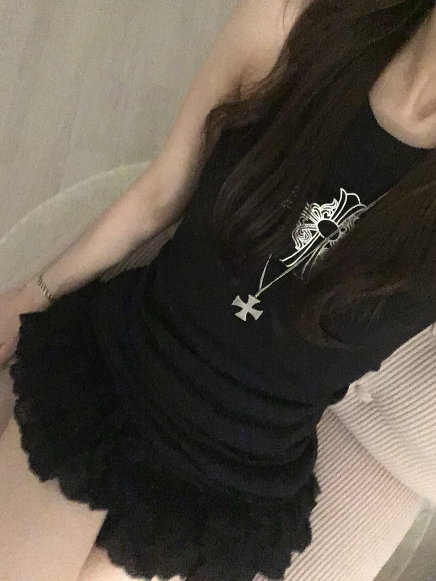 Chrome Hearts Hairy Cross Rib Tank Black 착용 스타일 - 2