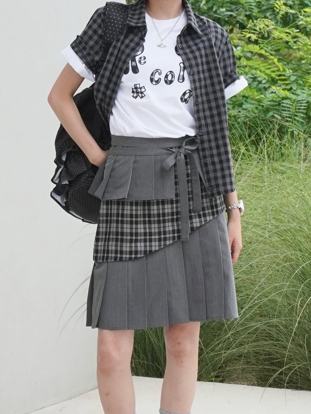 SLOW RECORD HOUSE Typo Play Record T-Shirt Gray 착용 스타일 - 8