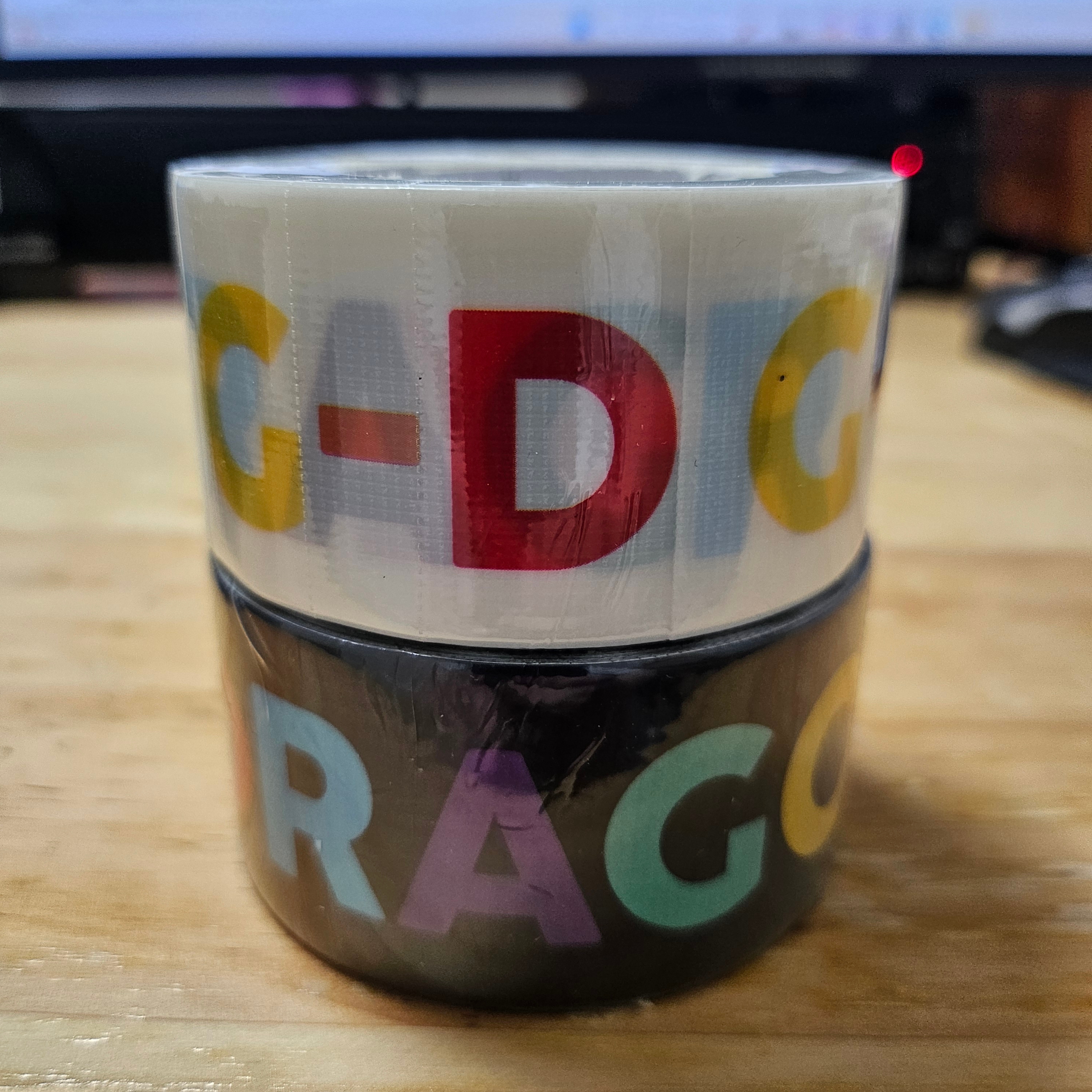 G-DRAGON Ubermensch Duct Tape A Ver. (Set of 2) 착용 스타일