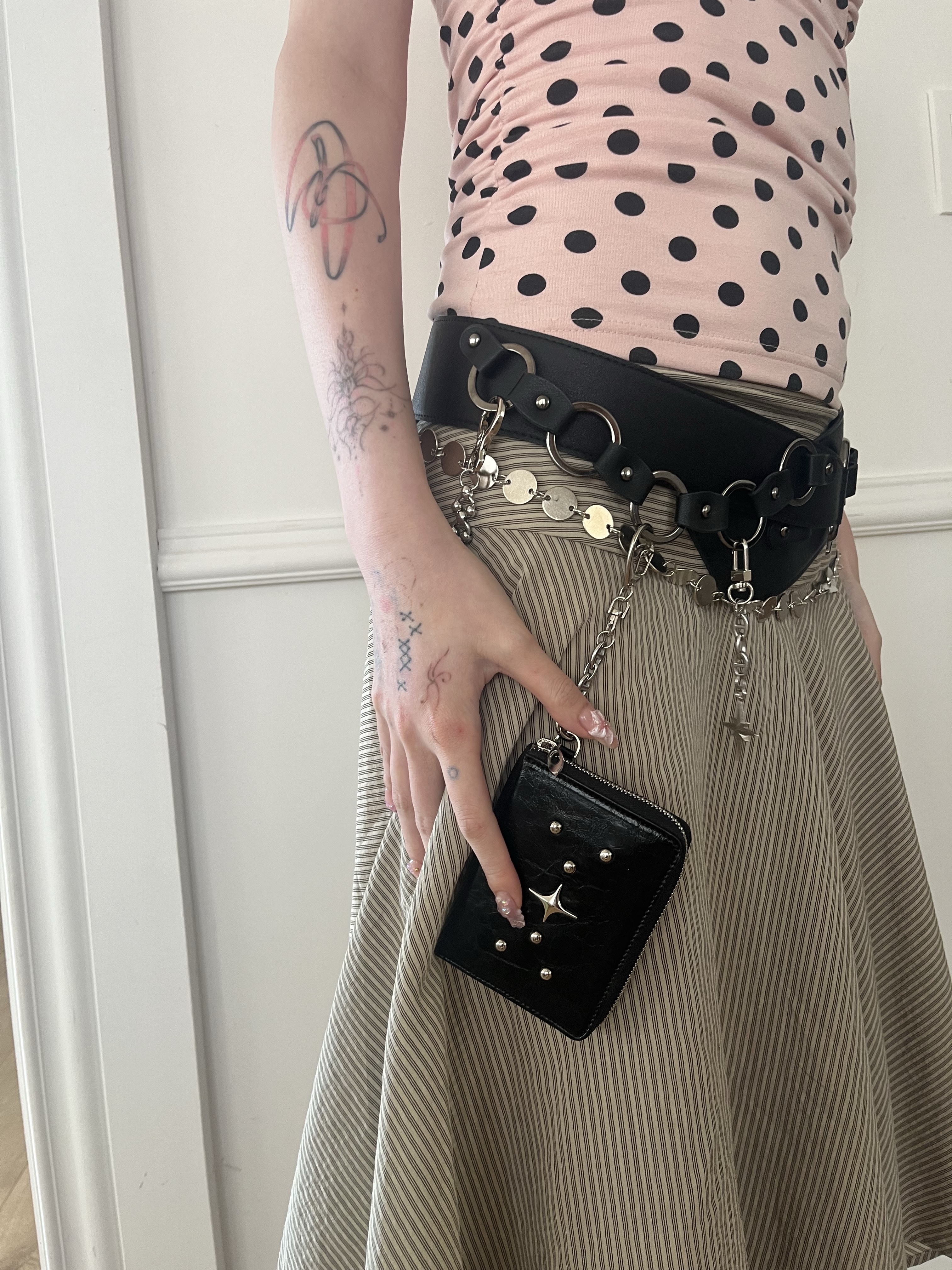 For Appeal Stud Zipper Card Wallet Black, For Appeal Sparkle Star Key Ring 착용 스타일