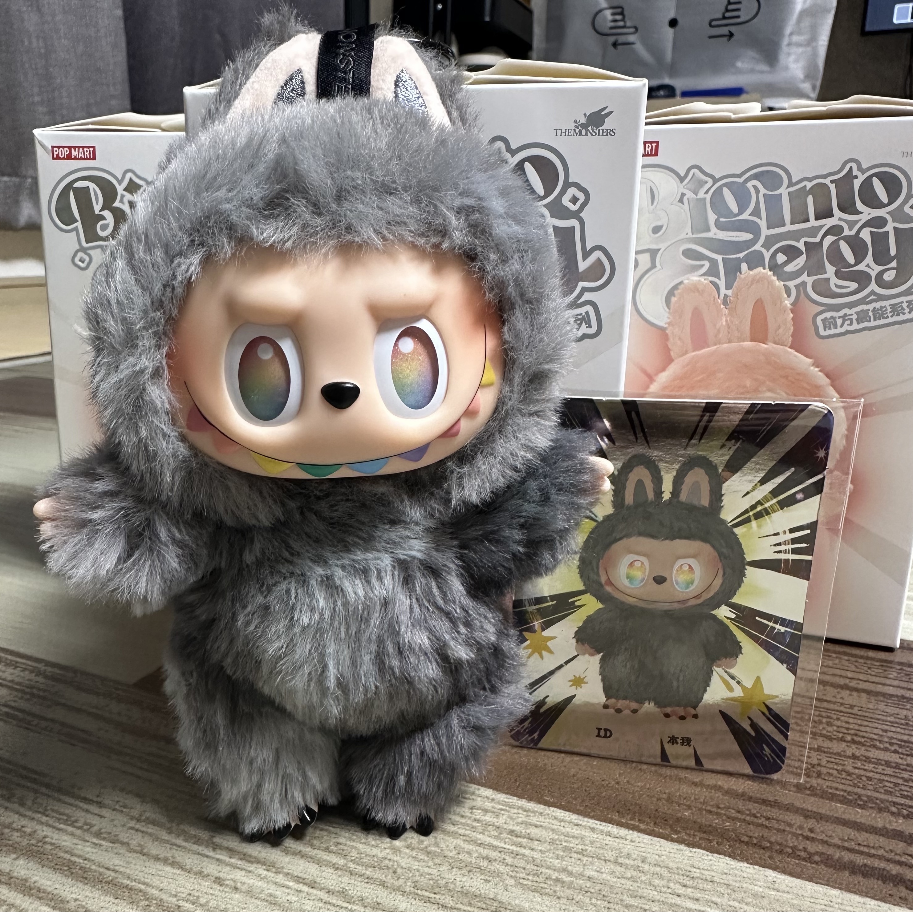 Pop Mart Labubu The Monsters Highlight Series Sealed Case (6 Blind Boxes) 착용 스타일 - 2