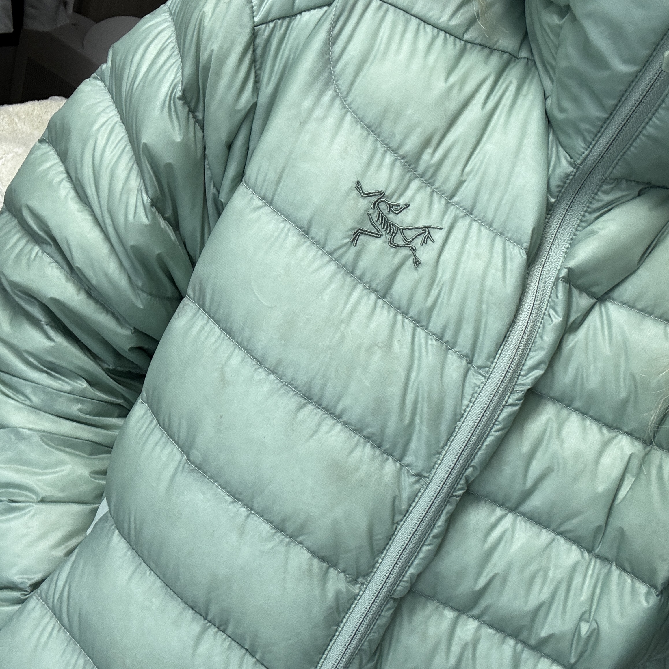 Arc'teryx Cerium Hoody Stone Green 착용 스타일 - 1