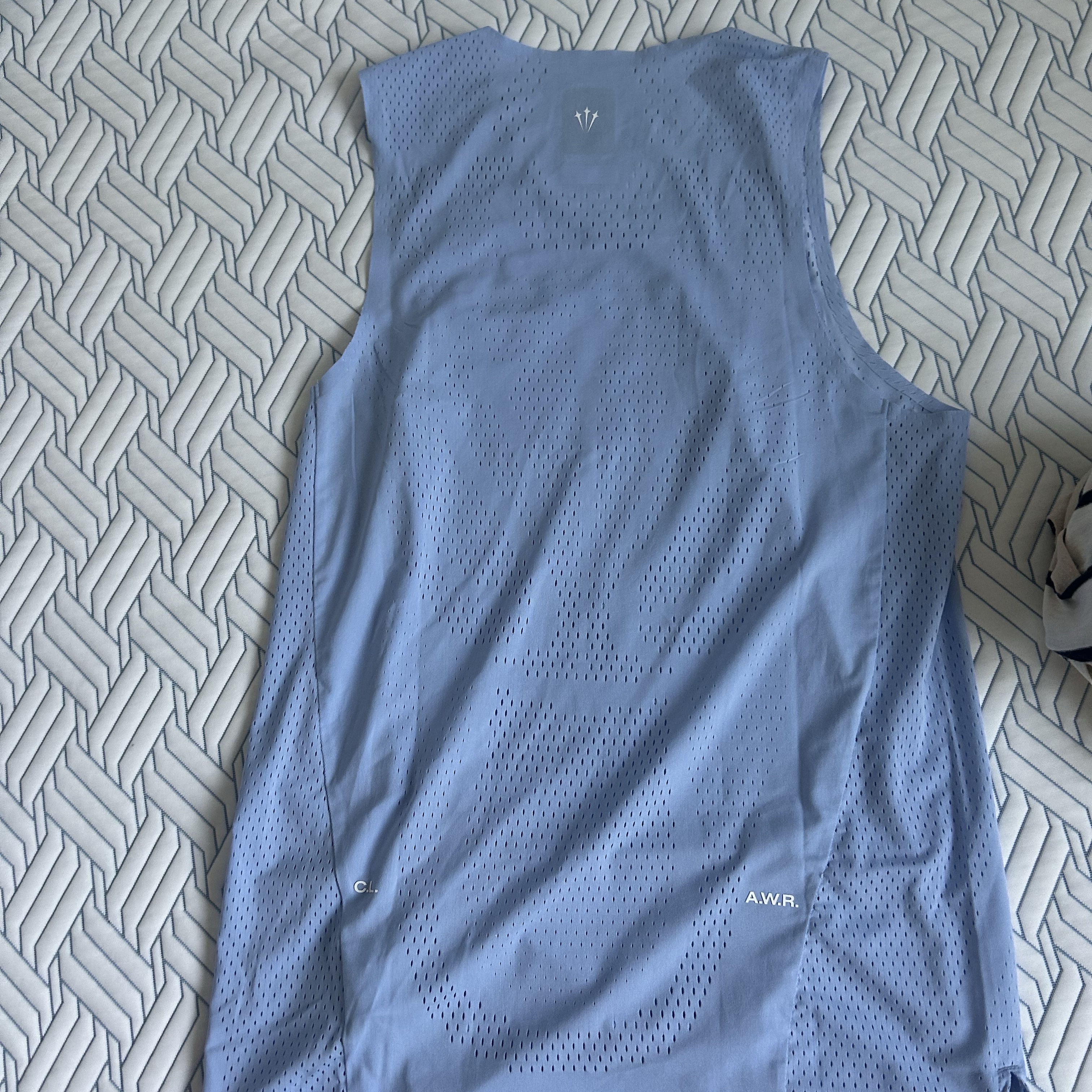Nike x Drake Nocta Basketball Lightweight Jersey Cobalt Bliss (DV3649-481), (W) Nike ReactX Infinity Run 4 Black Anthracite 착용 스타일 - 7