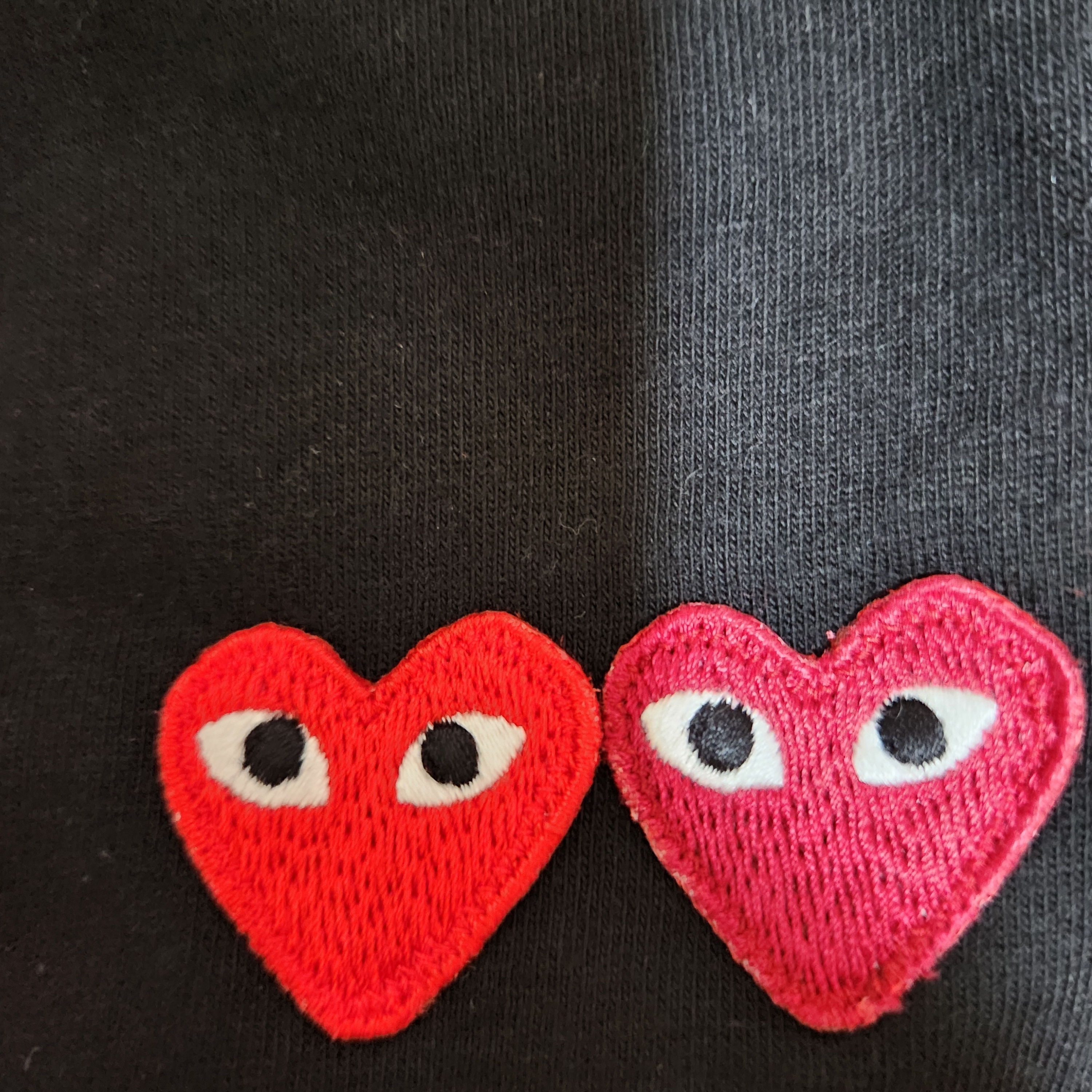 Play Comme des Garcons Double Heart T-Shirt Black 착용 스타일