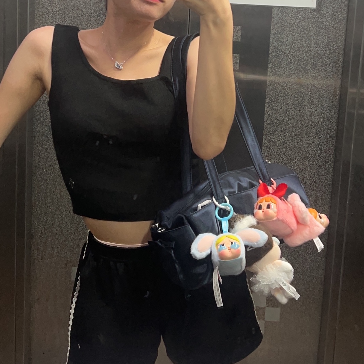 Pop Mart Crybaby x Powerpuff Girls Series Keyring Blossom (Opened Case), Pop Mart Crybaby x Powerpuff Girls Series Keyring Bunny Blossom (Opened Case) 착용 스타일 - 2