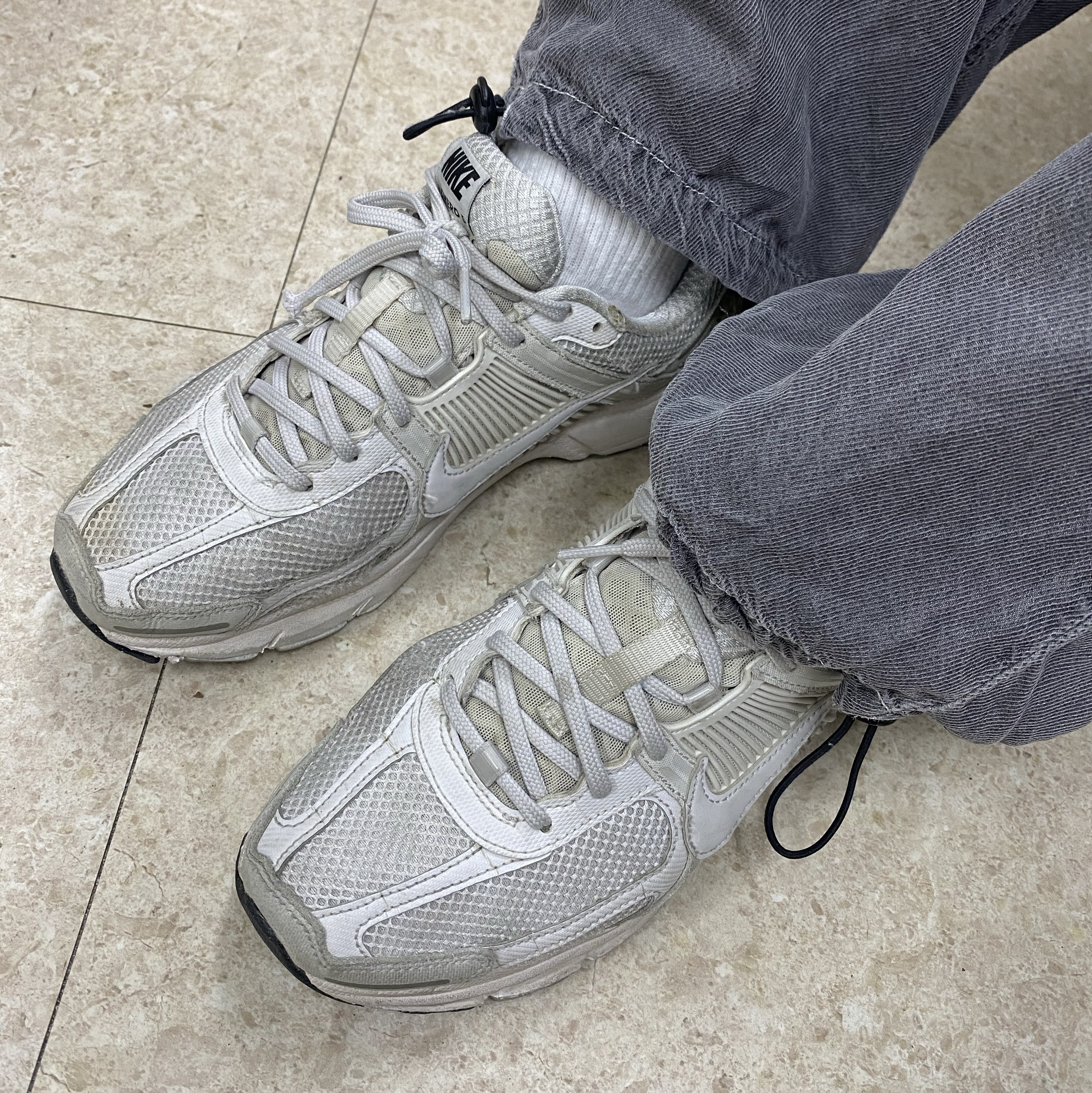 Nike Zoom Vomero 5 SP Vast Grey 2023 착용 스타일