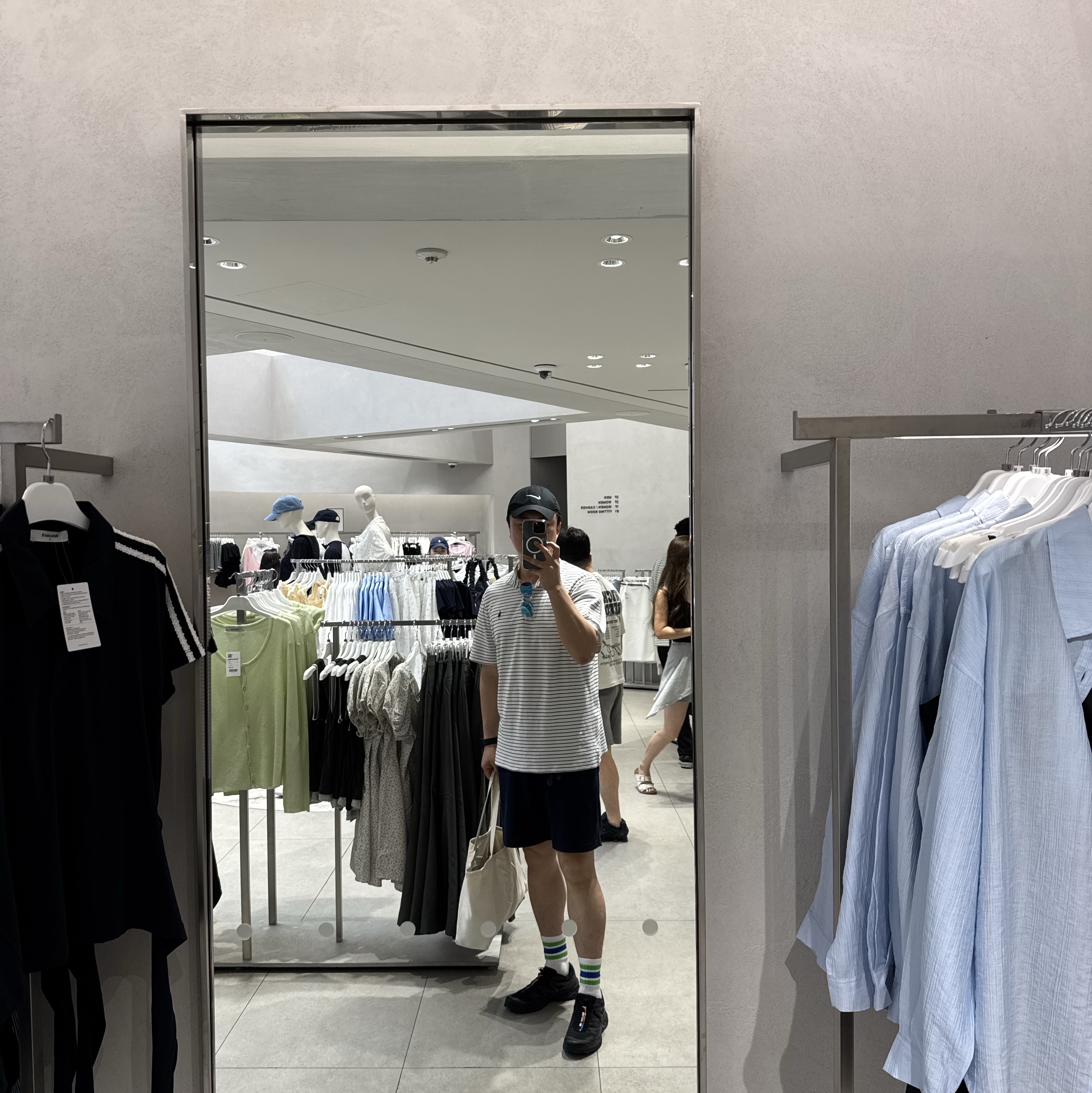 Salomon XT-6 ADV Black, Nike Dri-Fit Club Unstructured Featherlight Cap Black 착용 스타일 - 1