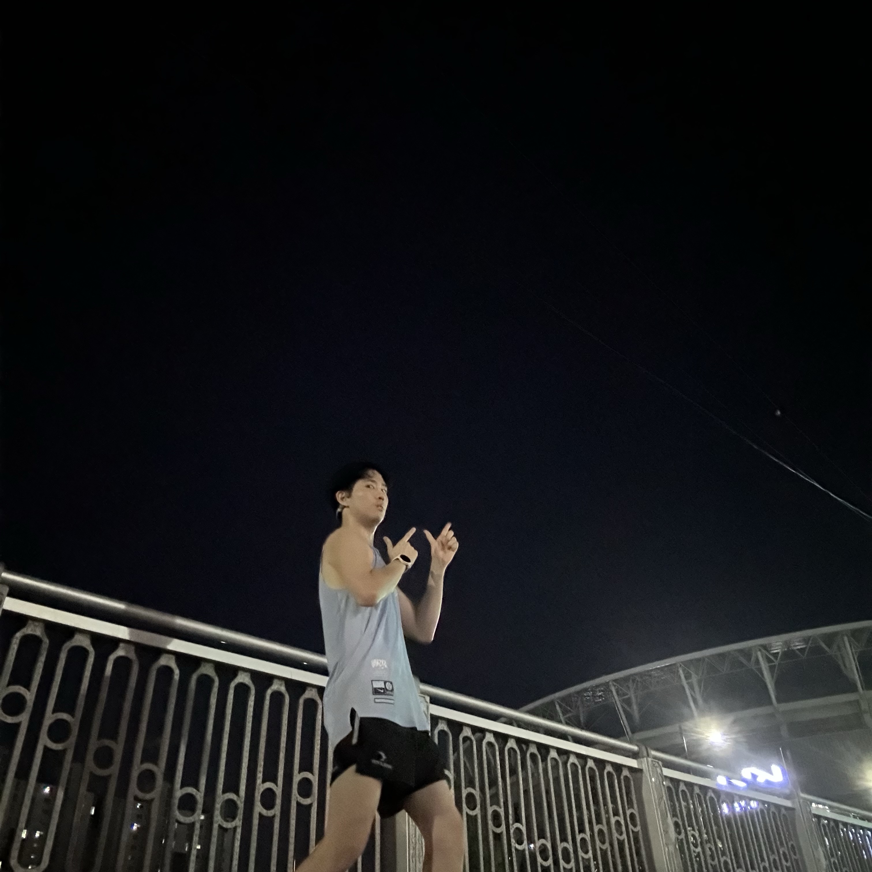 Nike x Drake Nocta Basketball Lightweight Jersey Cobalt Bliss (DV3649-481), (W) Nike ReactX Infinity Run 4 Black Anthracite 착용 스타일 - 2