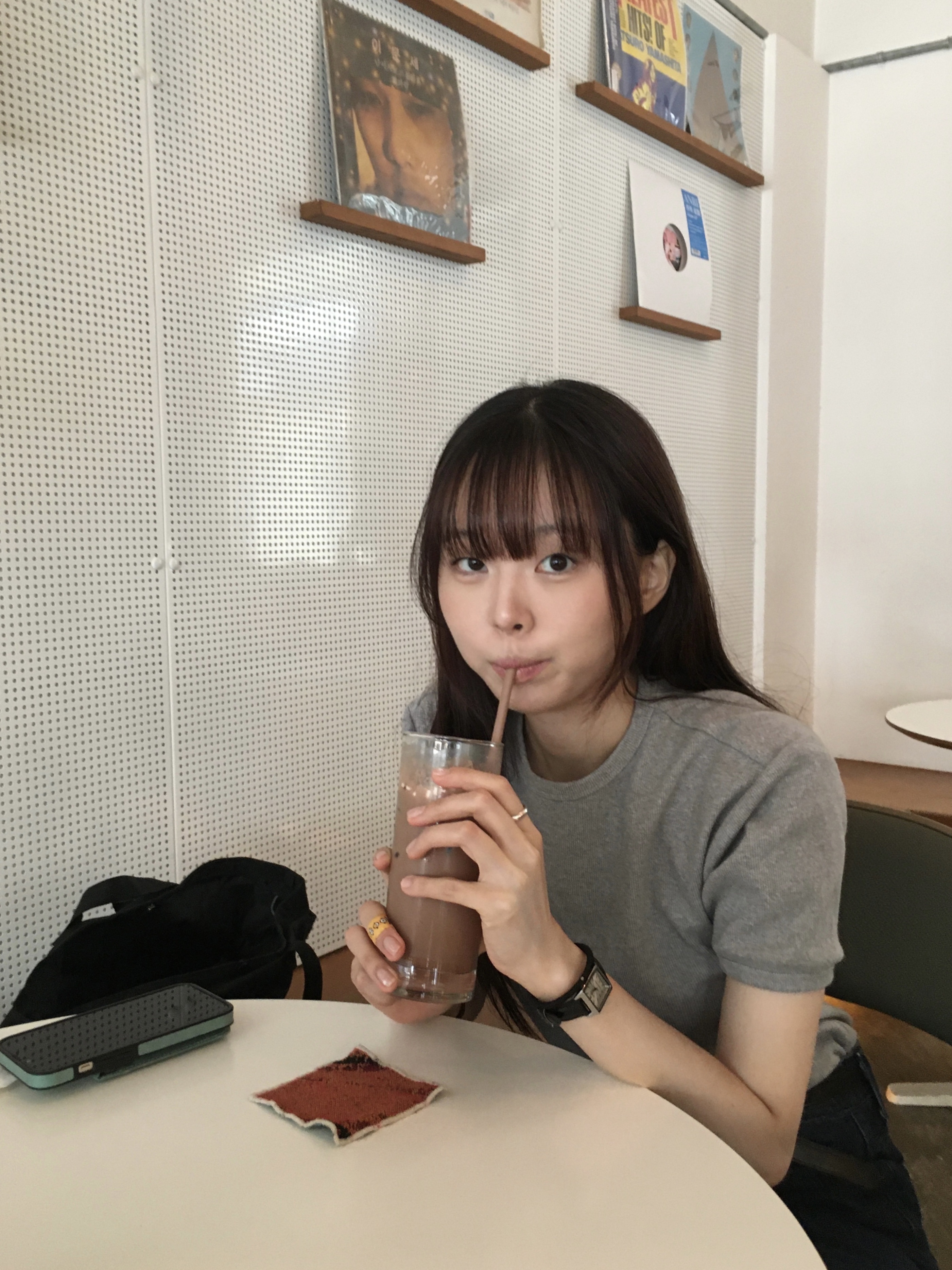 Casio LTP-V007L-7B1 μ°©μ© μ€νμΌ - 2