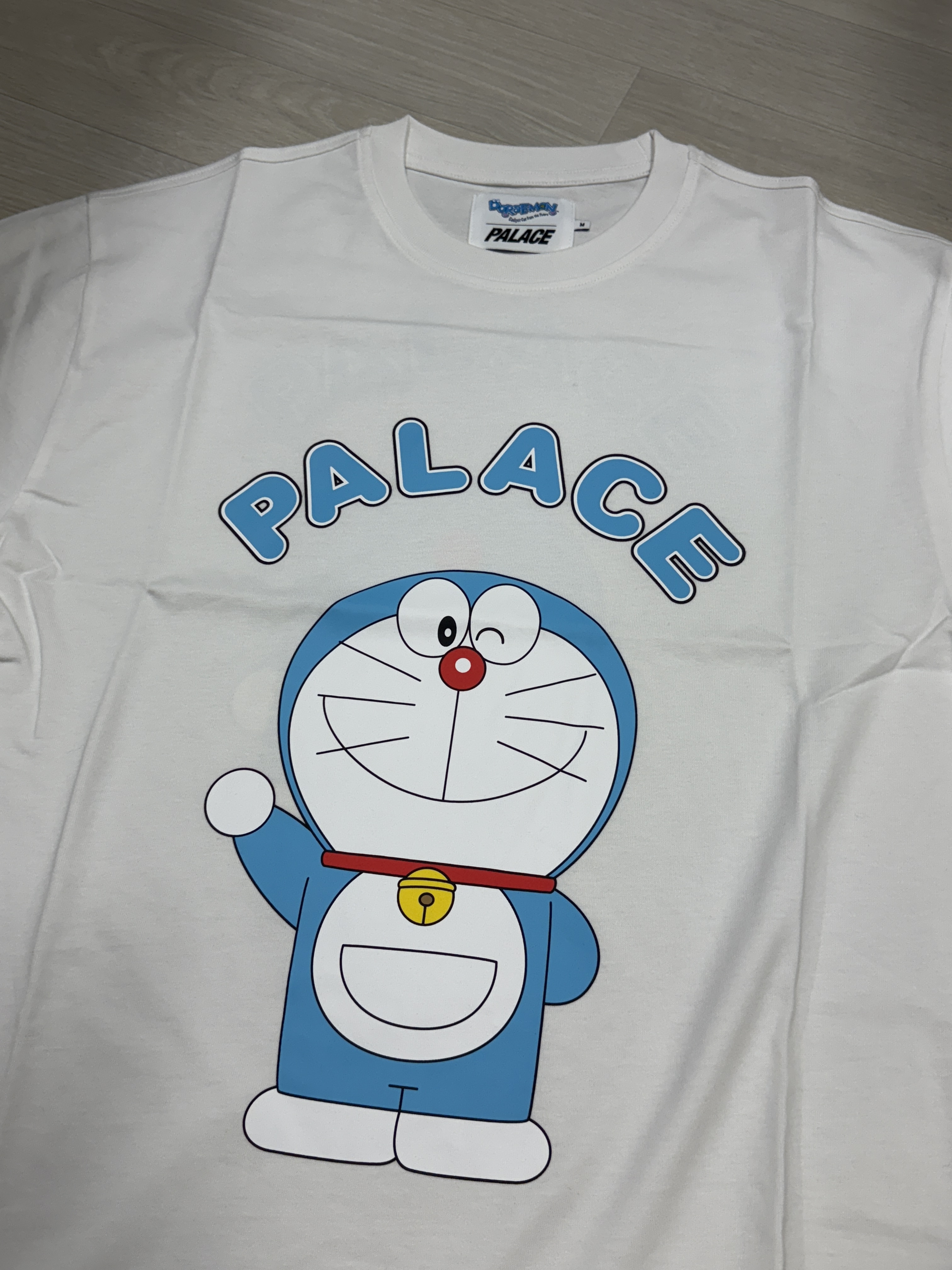 Palace x Doraemon T-Shirt White - 25FW 착용 스타일 - 2