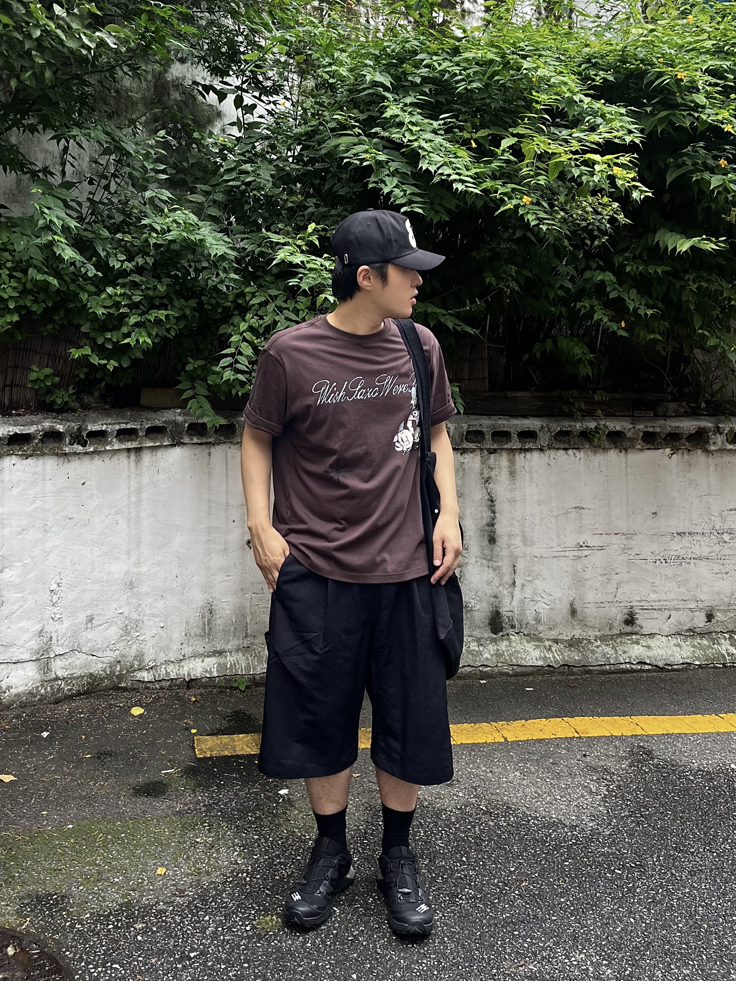 Salomon x MM6 Maison Margiela XT-4 Mule Black 착용 스타일 - 1